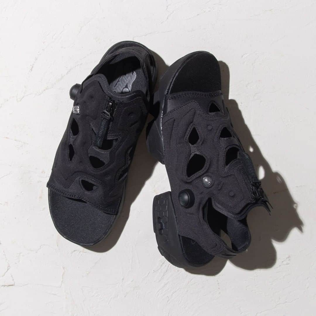 KICKS LAB. [ Tokyo/Japan ]さんのインスタグラム写真 - (KICKS LAB. [ Tokyo/Japan ]Instagram)「Reebok l "INSTAPUMP FURY SANDAL ZIP" l Available in Store and Online Store. #KICKSLAB #キックスラボ」4月21日 11時28分 - kickslab