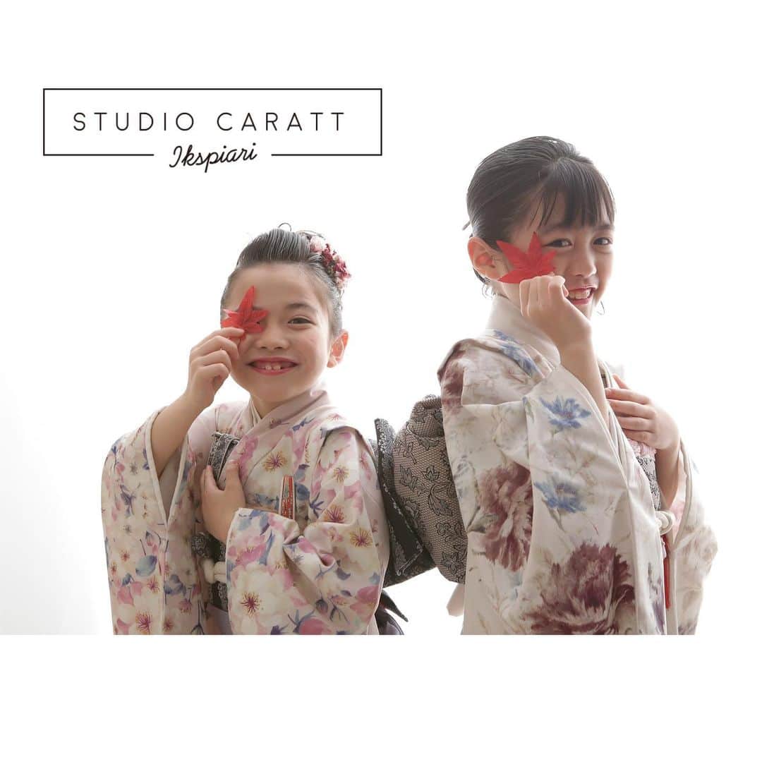 スタジオキャラット イクスピアリ店のインスタグラム：「♫ 753 photo ♫  ………………………  ☞ データをたくさん残したい ☞ アルバムを作りたい ☞ お部屋に飾りたい  などなど様々なご希望に合わせて、 最適なプランをご案内いたします♪  ………………………  ＊ご予約お待ちしてます＊  ………………………  #スタジオキャラット #スタジオキャラットイクスピアリ店 #studiocaratt #イクスピアリ #浦安 #舞浜 #着物 #着付け #ヘアアレンジ #メイク #フォトスタジオ #写真館 #photo #photostudio #写真 #家族 #ドレス#七五三 #後撮り #前撮り #753 #お誕生日#バースデー#七五三おめでとう」