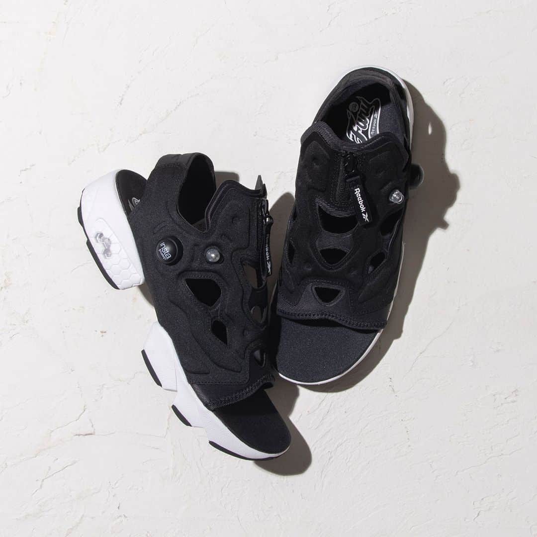 ABC-MART Grand Stageさんのインスタグラム写真 - (ABC-MART Grand StageInstagram)「・ <4/21(FRI) Release>  Reebok INSTAPUMP FURY SANDAL ZIP ￥17,600  リーボックを代表する名作『インスタポンプフューリー』をベースとしたウィメンズ向けサンダル。 多くのリクエストを受けて今作はアッパー履き口部分にジッパーを採用し、着脱時の利便性が大幅アップ。アッパーにはエアリーなテキスタイルを使用し軽量で快適。 もちろんポンプ機能搭載によりフィット感の調節が可能。  #abcmart #abcマート #abcgs #abcmartgrandstage #Reebok #リーボック #instapumpfury #instapumpfurysandalzip #インスタポンプフューリーサンダル #厚底 #厚底サンダル」4月21日 12時02分 - abcmart_grandstage