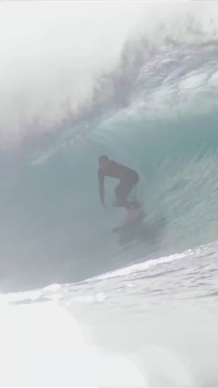 Rip Curl Australiaのインスタグラム：「@kipp_caddy1 out chasing big waves and testing new boards on the South Coast. A little taste of more to come...⁠ ⁠ 📹 @cameronstaunton⁠ ⁠ —⁠ ⁠ #RipCurl #KippCaddy #BigWaveSurfing #Surfing #Depo」