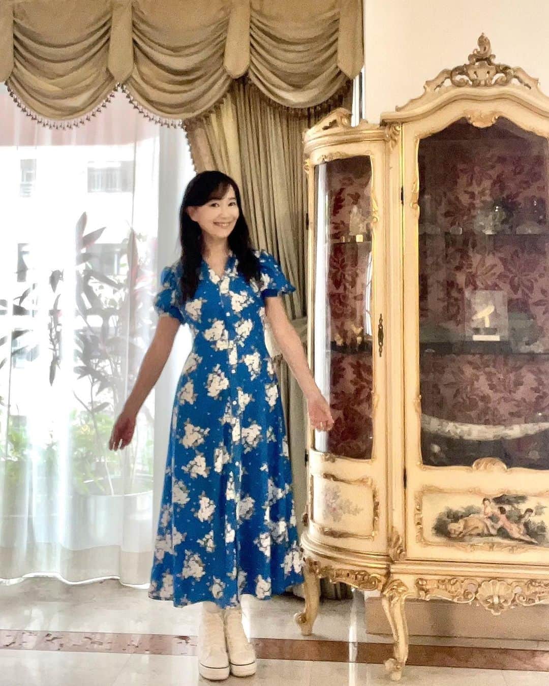 アグネス・チャンのインスタグラム：「ダイエットの成果がちょっと感じるようになったかな？」