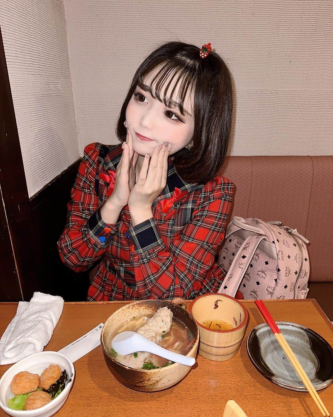 小山ひなさんのインスタグラム写真 - (小山ひなInstagram)「沖縄料理すき」4月21日 14時54分 - hina__kmyd