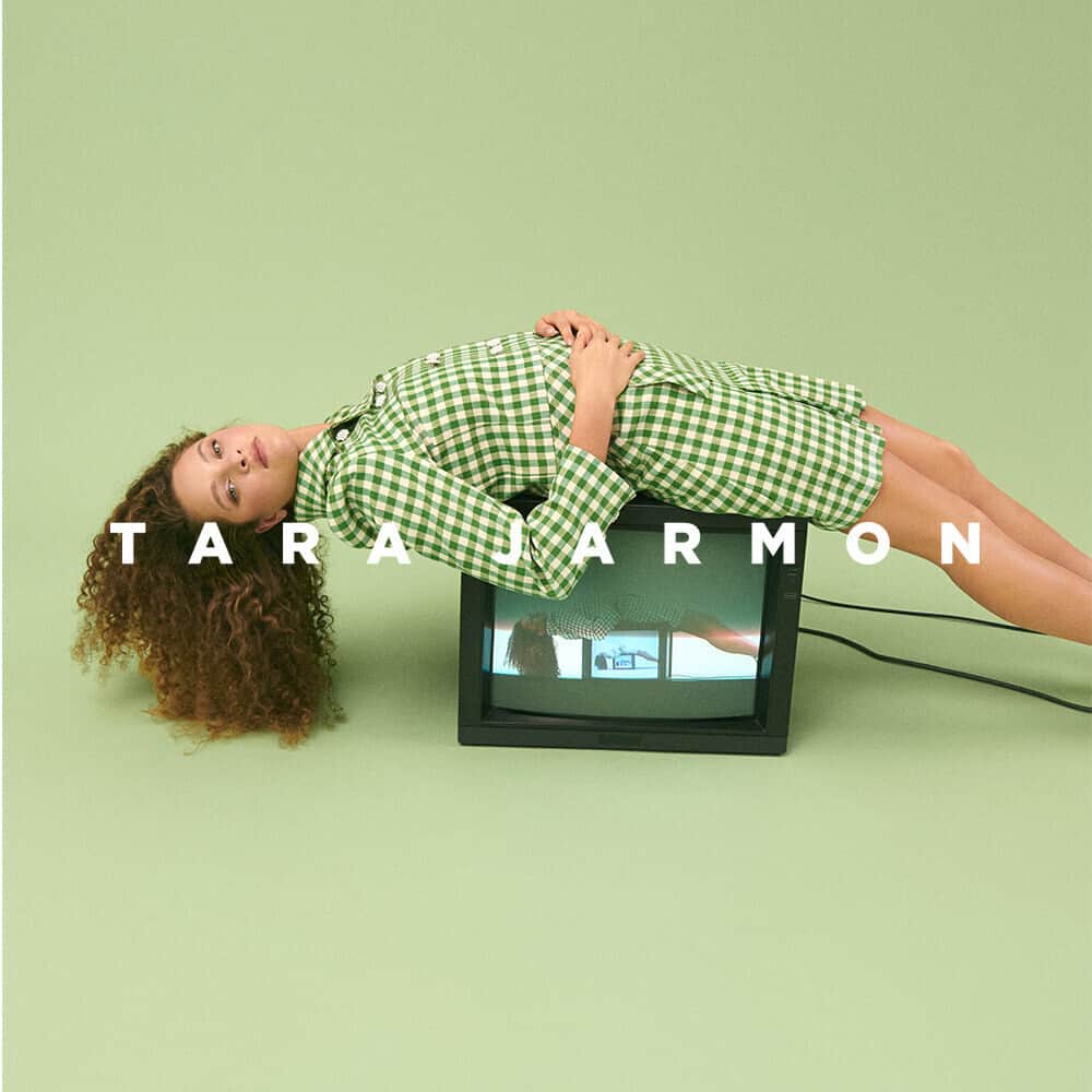 タラジャーモンのインスタグラム：「Sleeping with style, it’s possible !   #tarajarmon #fashion #PE23 #newin」