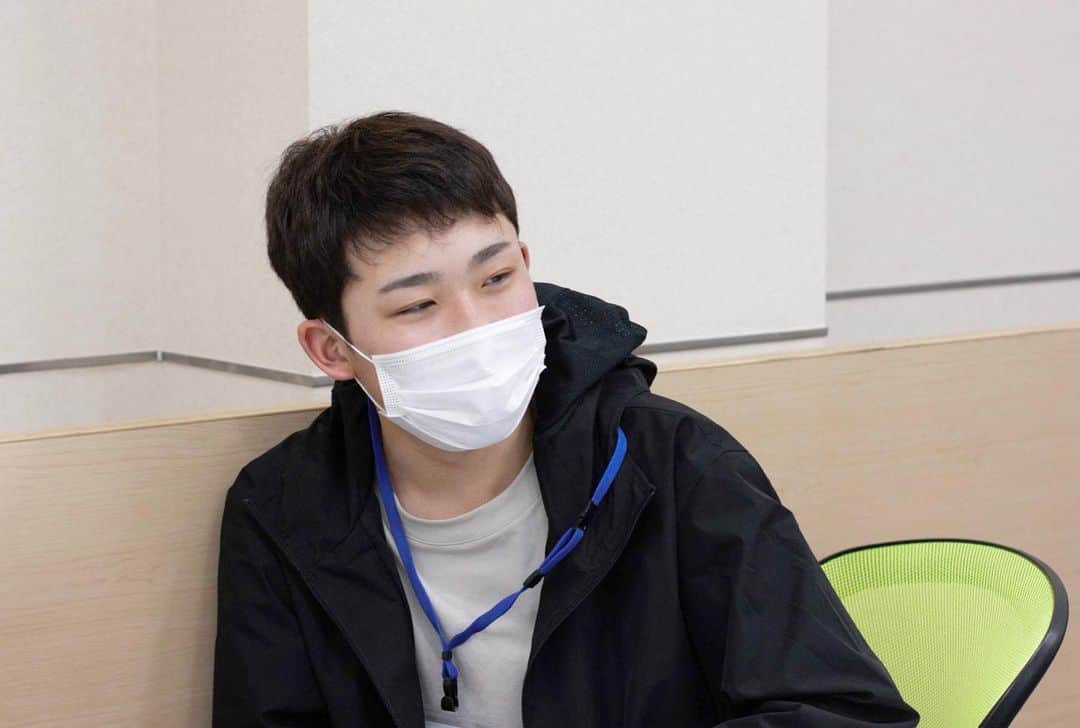 NCC新潟コンピュータ専門学校さんのインスタグラム写真 - (NCC新潟コンピュータ専門学校Instagram)「【スナップ📸】 いい笑顔です😆 #学校生活  #キャンパスライフ   #新潟コンピュータ専門学校 #nsgカレッジリーグ #オープンキャンパス #進路研究 #専門学校　#新潟　#古町  #デザイン #映像 #cg #3dcg #イラスト #ゲーム #web #システム #プログラマー #エンジニア #ai #ロボット #eスポーツ #笑顔」4月21日 15時17分 - ncc_niigata