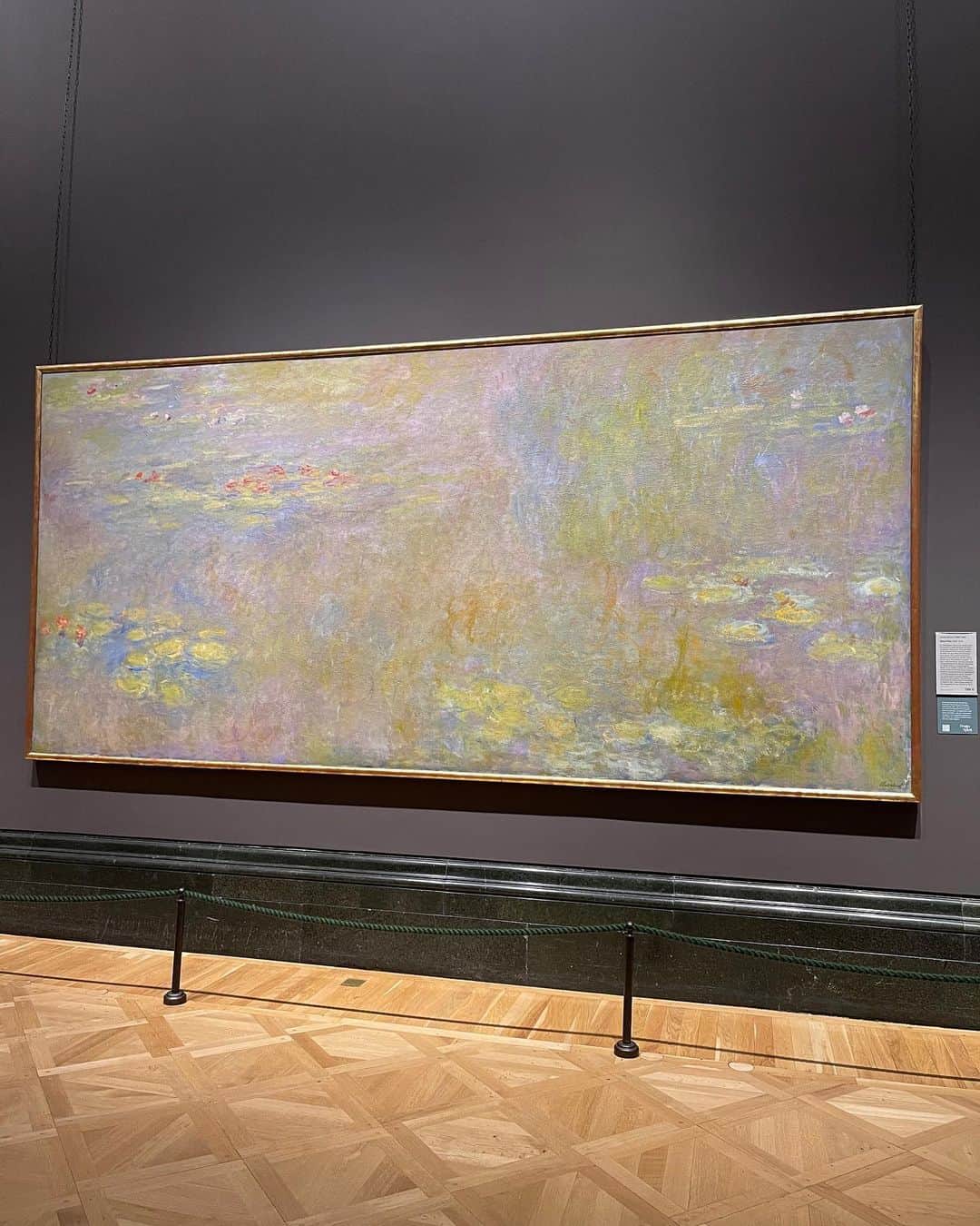 新田朝子さんのインスタグラム写真 - (新田朝子Instagram)「📍National Gallary, London  Gogh, Monet, Cezanne, Picasso... fantastic collections and beautiful/calm place🫶  #ロンドン #イギリス #ロンドン旅行 #イギリス旅行 #ヨーロッパ #ヨーロッパ旅行 #思い出投稿 #振り返り投稿 #美術館巡り #美術館好きな人と繋がりたい   #london #uk #england #londontrip #uktravel #europe #travelgram #travelphotography #nationalgallerylondon #artgallary」4月21日 15時14分 - asako.nitta