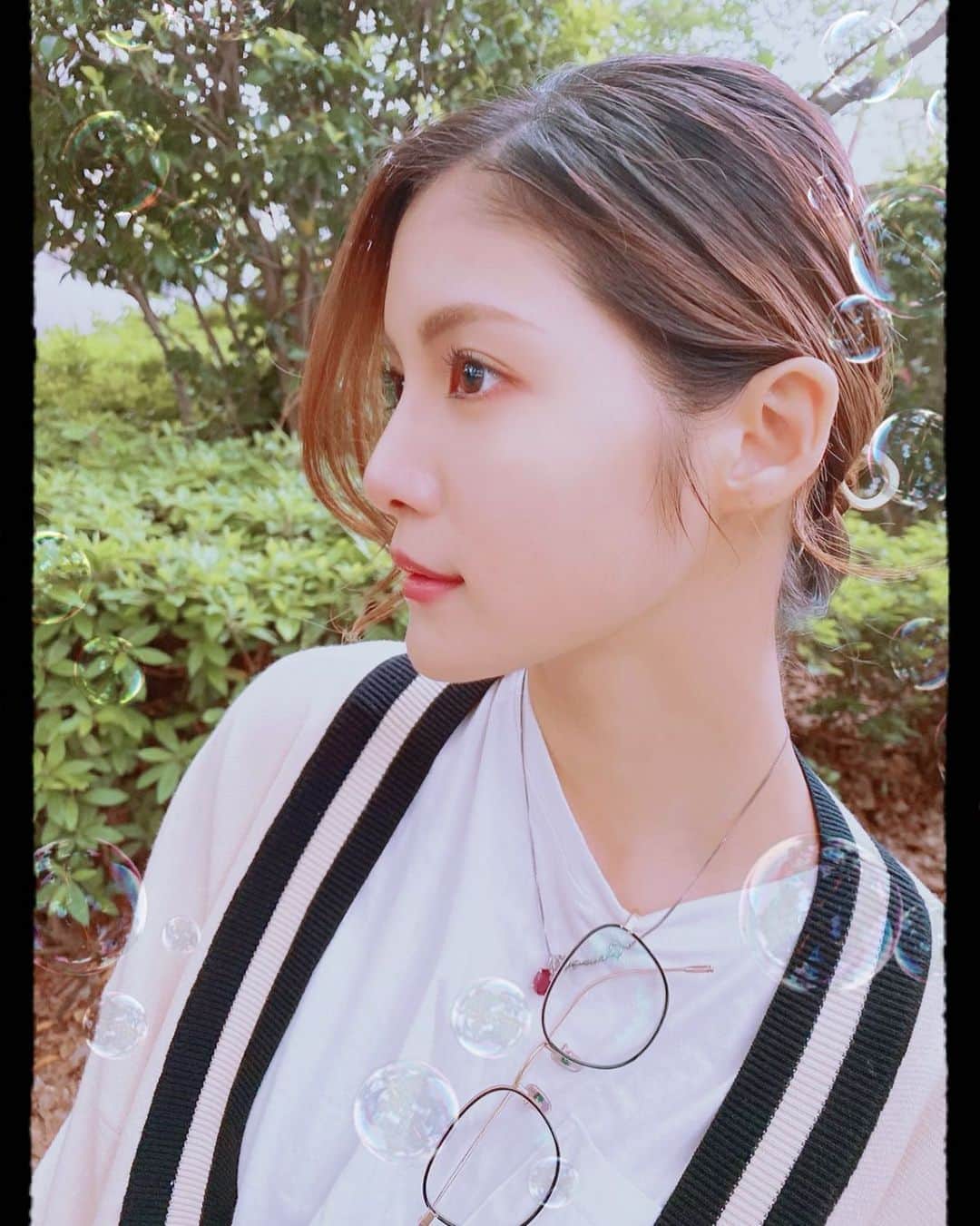 美沙玲奈のインスタグラム：「𓂃꙳⋆ ˖  珍しく横顔·͜·  #春 #他撮り #横顔」