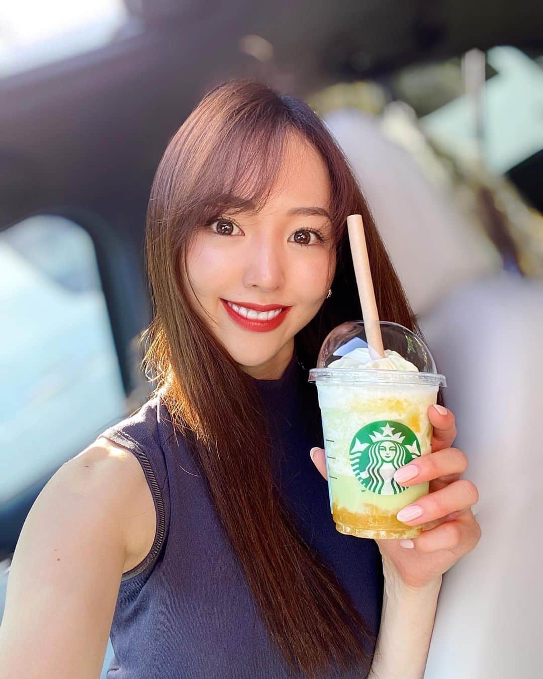 のインスタグラム：「そおいえば🍈 美味しかった🫶💕  #theメロンofメロンフラペチーノ  #スタバ #新作スタバ #新作フラペチーノ  #starbucks  #japanese  #japanesegirl」