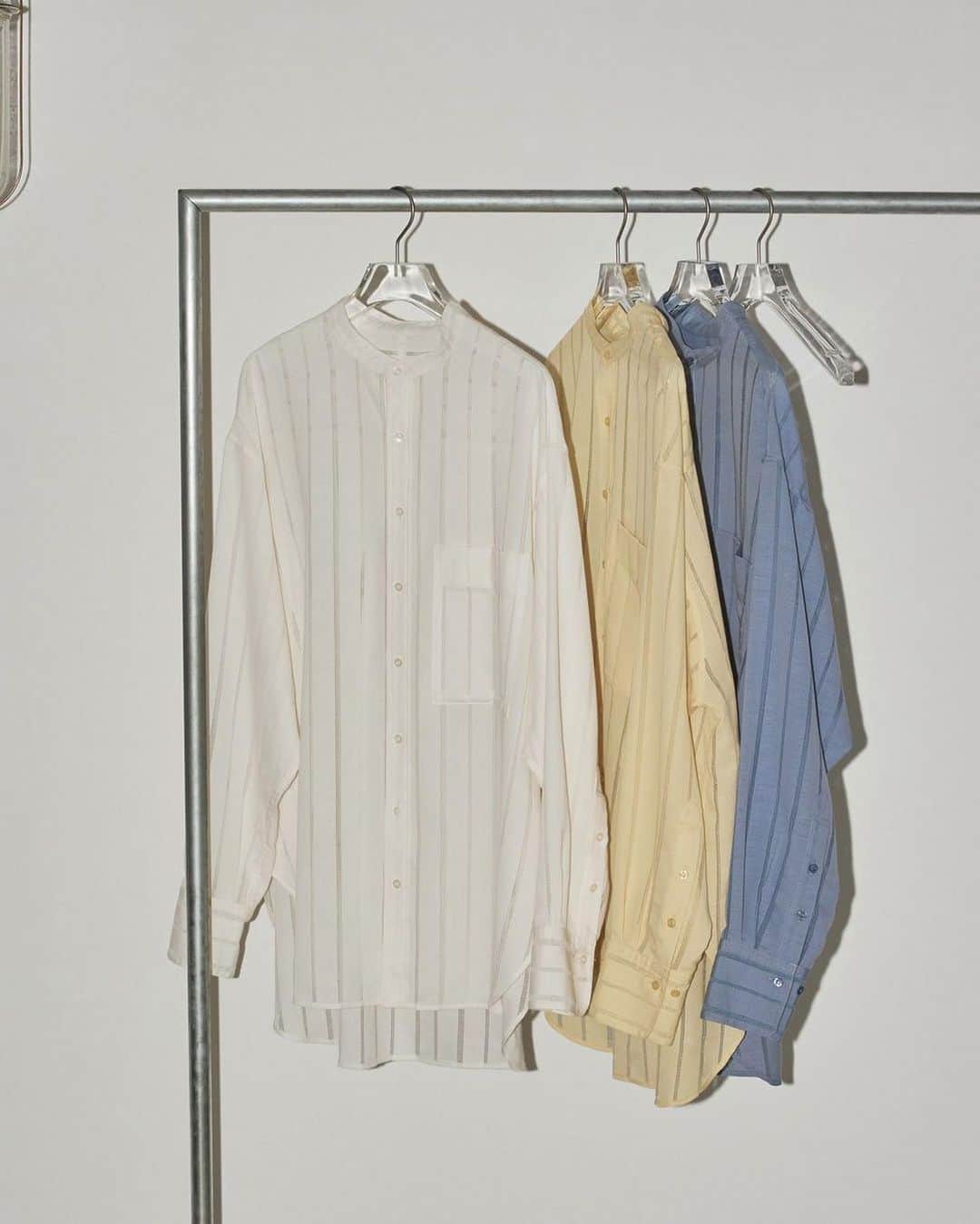 lifes_officialさんのインスタグラム写真 - (lifes_officialInstagram)「04.21（ fri ）in stock  Sheerstripe Over Shirts （ white / yellow / ice blue ）  国内でオリジナルで編み立てたシアーストストライプ生地を使用したオーバーシャツ。釦も同色に染め、ミニマルなデザインで生地の良さが際立つ1枚。羽織りとして着たり、肩にも巻きやすいので1枚で様々なスタイリングが楽しめます。春らしいカラーバリエーションも魅力。  #lifes #todayful」4月21日 19時00分 - todayful_