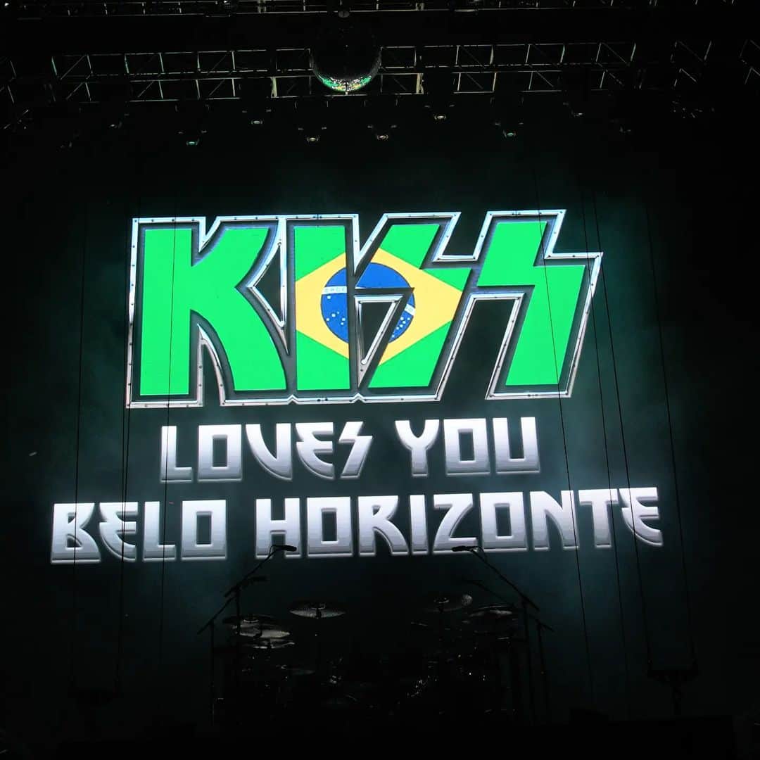 KISSのインスタグラム：「Thank You #BeloHorizonte! You were Awesome tonight! We LOVE You! #EndOfTheRoadTour」