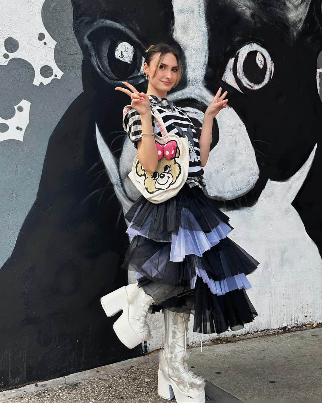 2nd STREET USAさんのインスタグラム写真 - (2nd STREET USAInstagram)「💖超かわいい 💖  Our Harajuku drop will be tomorrow April 22nd at our Santa Monica & SOHO NY Location! Tag us and let us know what harajuku inspired piece you bought from our stores! ✨  #harajuku #harajukufashion #kawaii #harajukugirl #kawaiiaesthetic #2ndstreetusa」4月22日 4時00分 - 2ndstreetusa