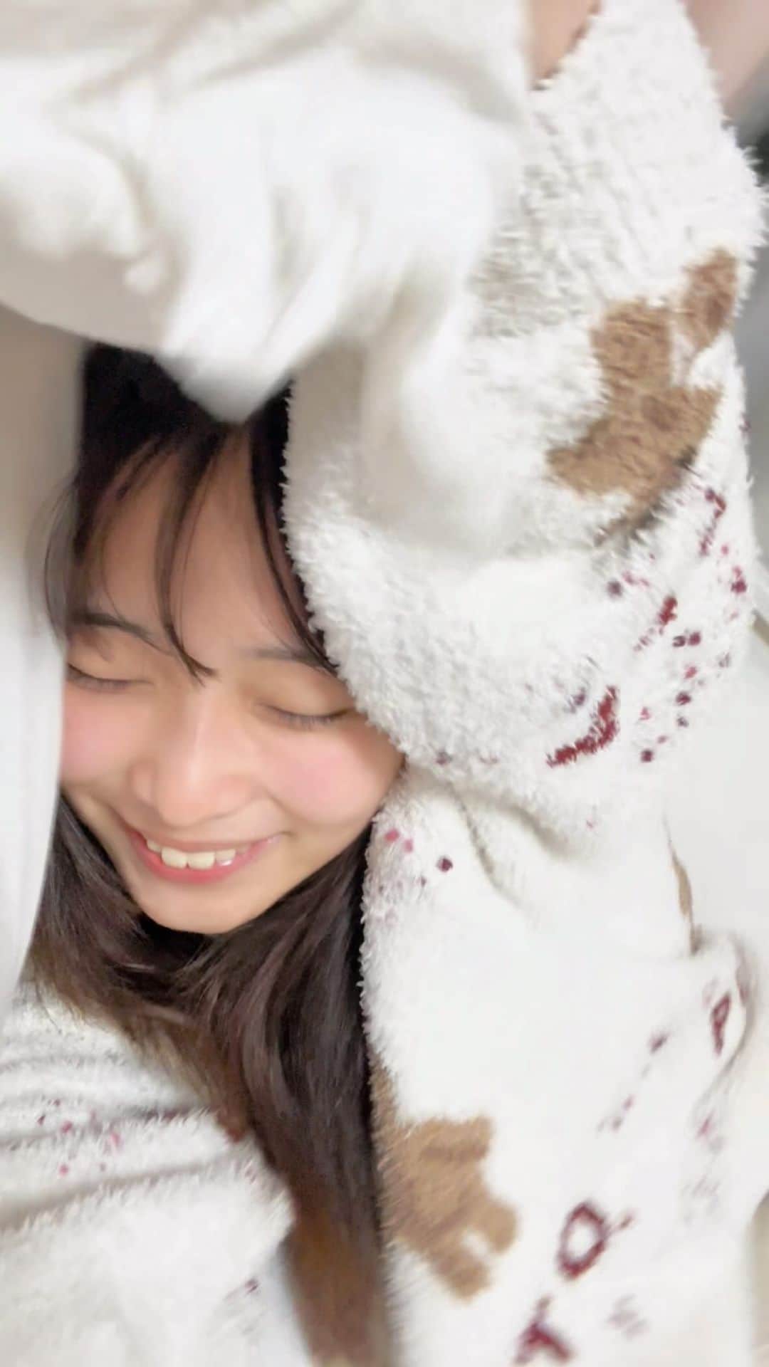 金山奈々絵のインスタグラム：「放課後ルーティン テロップなしバージョン！スクショして使ってねん マッチングアプリはやめてねん」