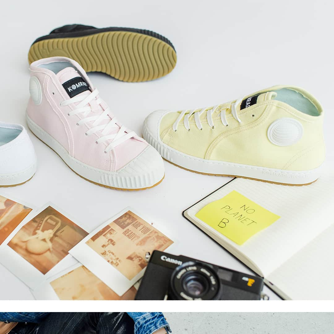 コムラッズのインスタグラム：「The season is changing, adventure is waiting and we're here to help you get fresh kicks on the go.   Discover our latest styles in 2023 colours now!」