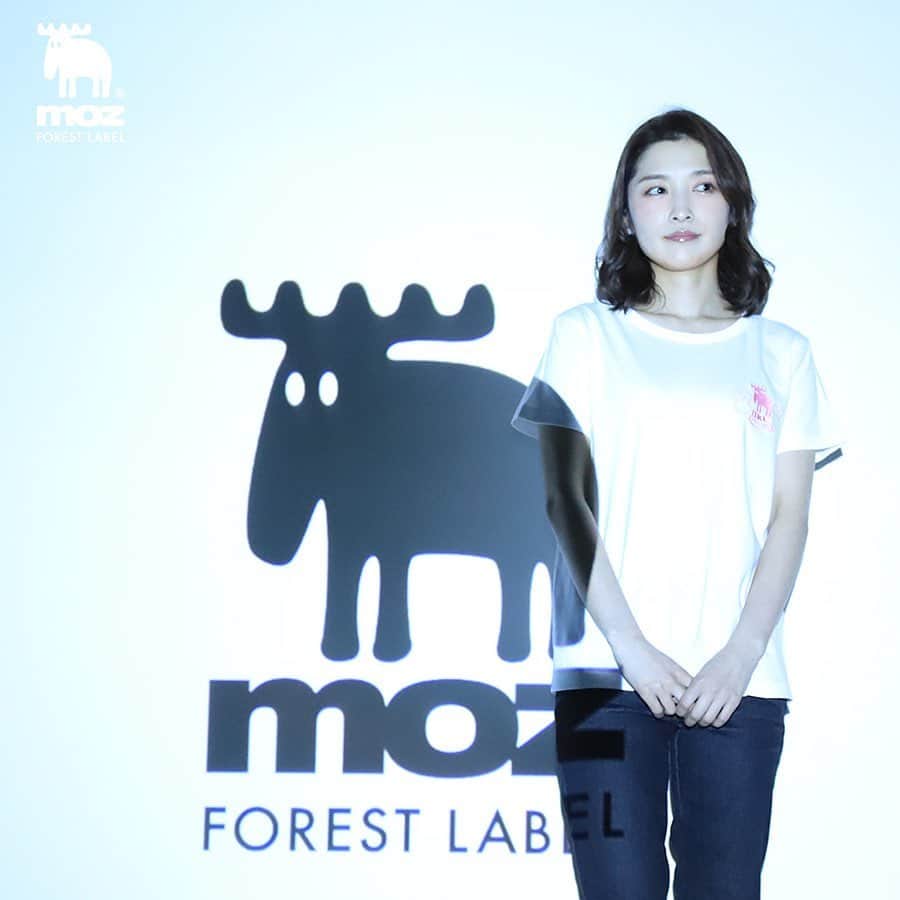 石川梨華さんのインスタグラム写真 - (石川梨華Instagram)「コラボ商品✨  moz FOREST LABEL×石川梨華コラボ商品❕ 本日より受注開始です🩷  私が欲しいもの🫶 デザインも 私が着たい、身につけたい、そう思えるものを考えました！  それぞれのアイテムの色も、こだわってチョイスしました！  女性も男性も是非👍  #石川梨華 #モーニング娘og #moz_forest_label  #コラボ商品 #キャップ #tシャツ #ロンt」4月21日 17時51分 - rika_ishikawa_official