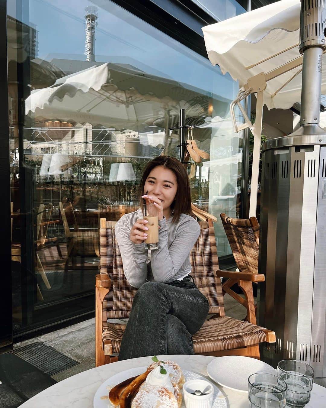 浪花ほのかのインスタグラム：「カフェ行った日☺️🖤🖤」