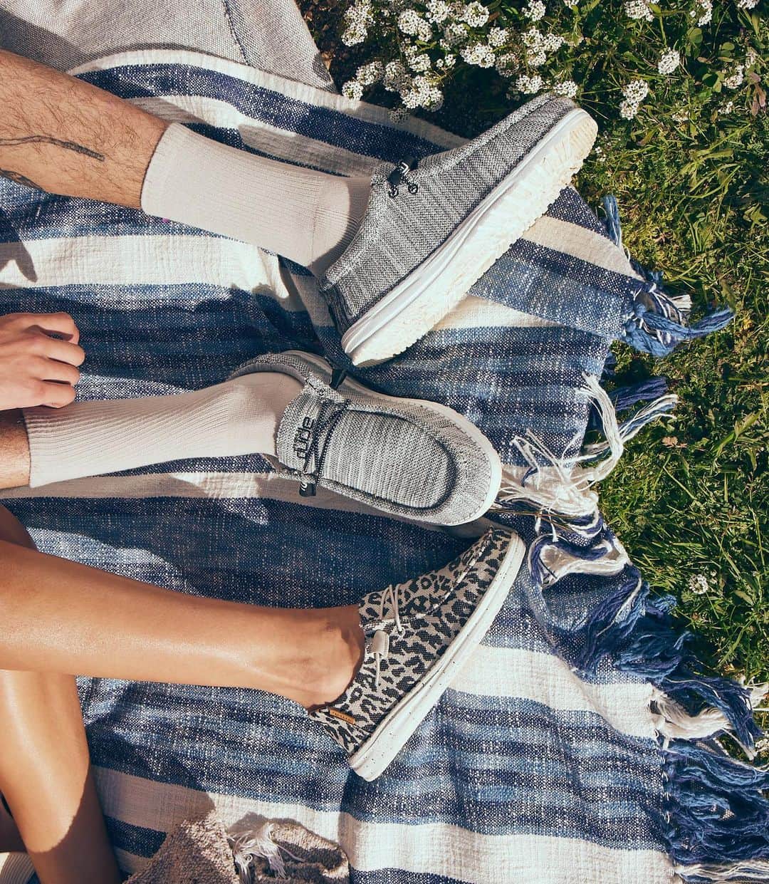 Foot Lockerのインスタグラム：「All day comfort for Spring!  The new scoop: HEYDUDE is now at Foot Locker!」