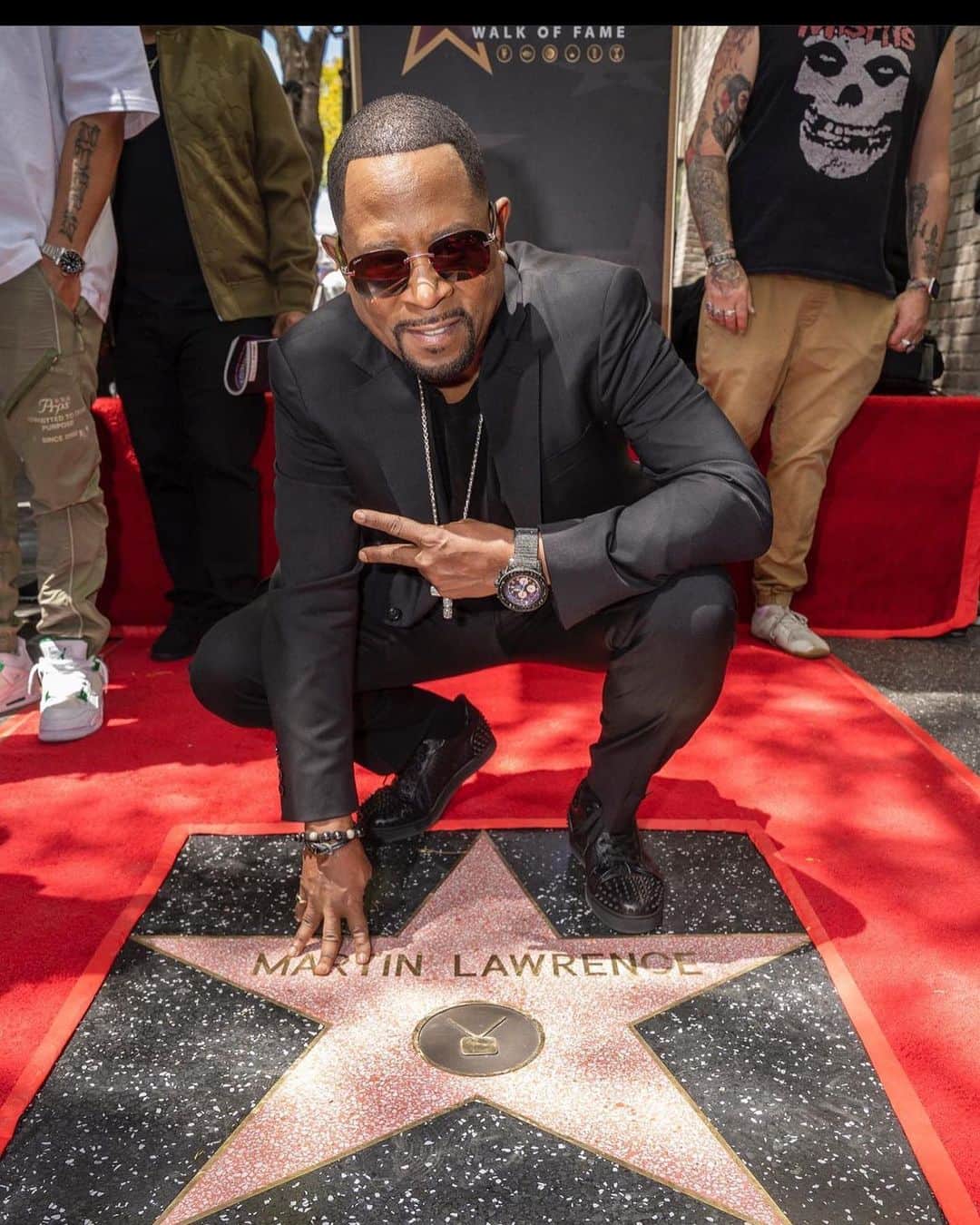 マーロン・ウェイアンズのインスタグラム：「Crazy Negata @martinlawrence well deserved. Thx for always having the balls to make us laugh no matter what.」