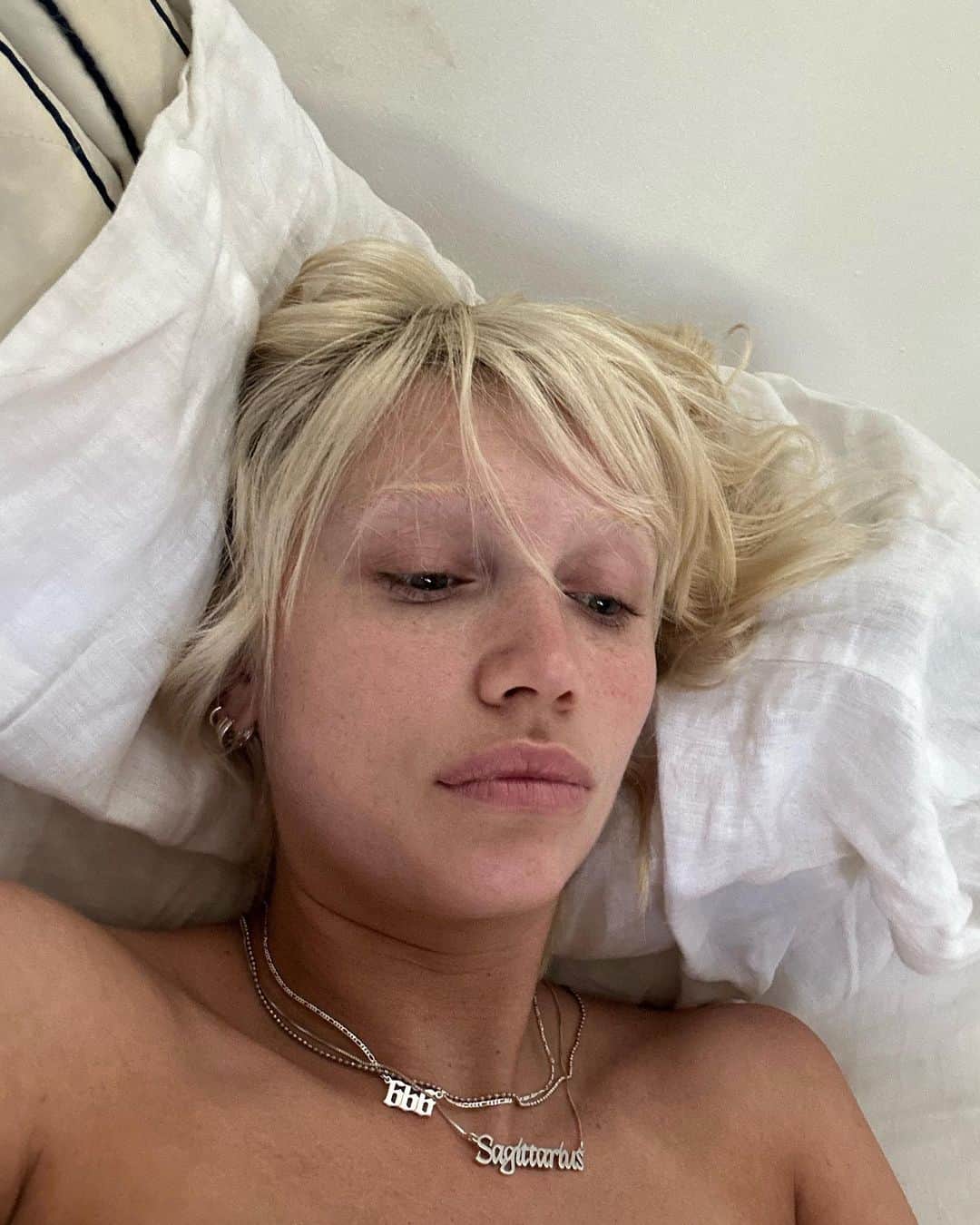 ケイリン・ルッソのインスタグラム：「Have you gotten your tickets to my LA show yet 🤍」