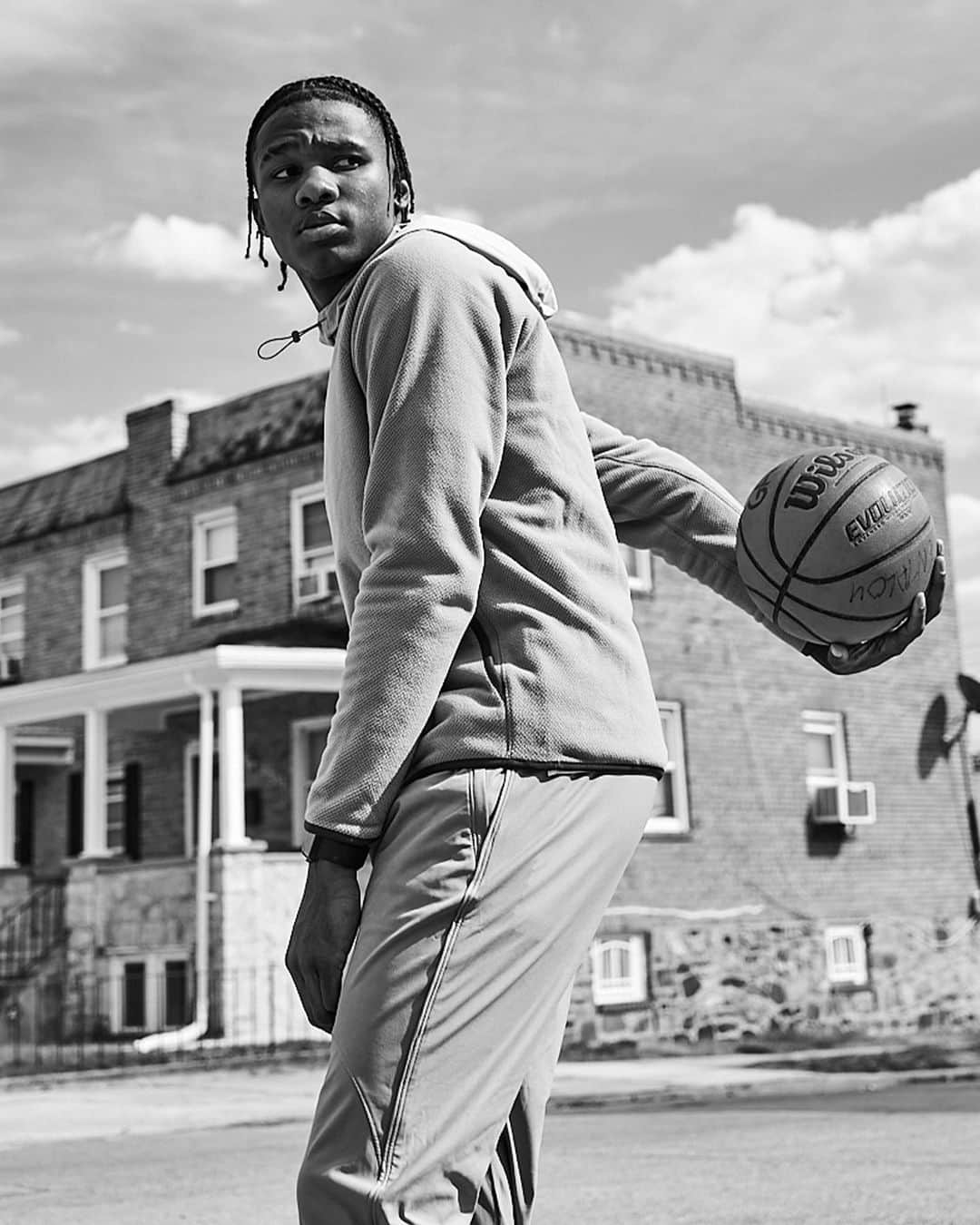 Under Armour Basketballさんのインスタグラム写真 - (Under Armour BasketballInstagram)「READY ON ANY COURT 📸: @bydvnlln」4月22日 4時48分 - uabasketball