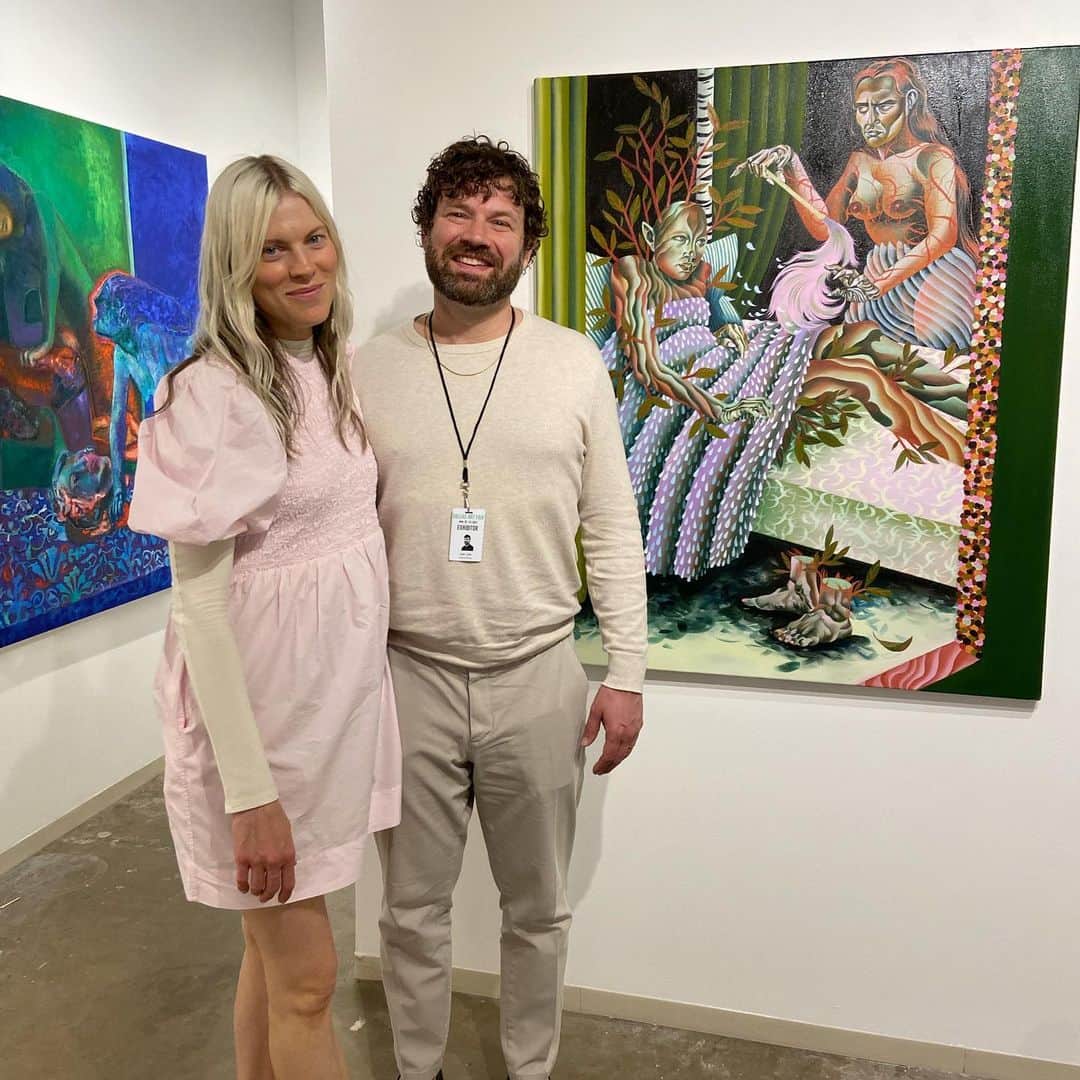 Anna Lylesさんのインスタグラム写真 - (Anna LylesInstagram)「Congrats on a great show @lylesandking Together with the fam. Works by @jessie_makinson @zoebuckman @paola_angelini_」4月22日 5時00分 - annag0ts