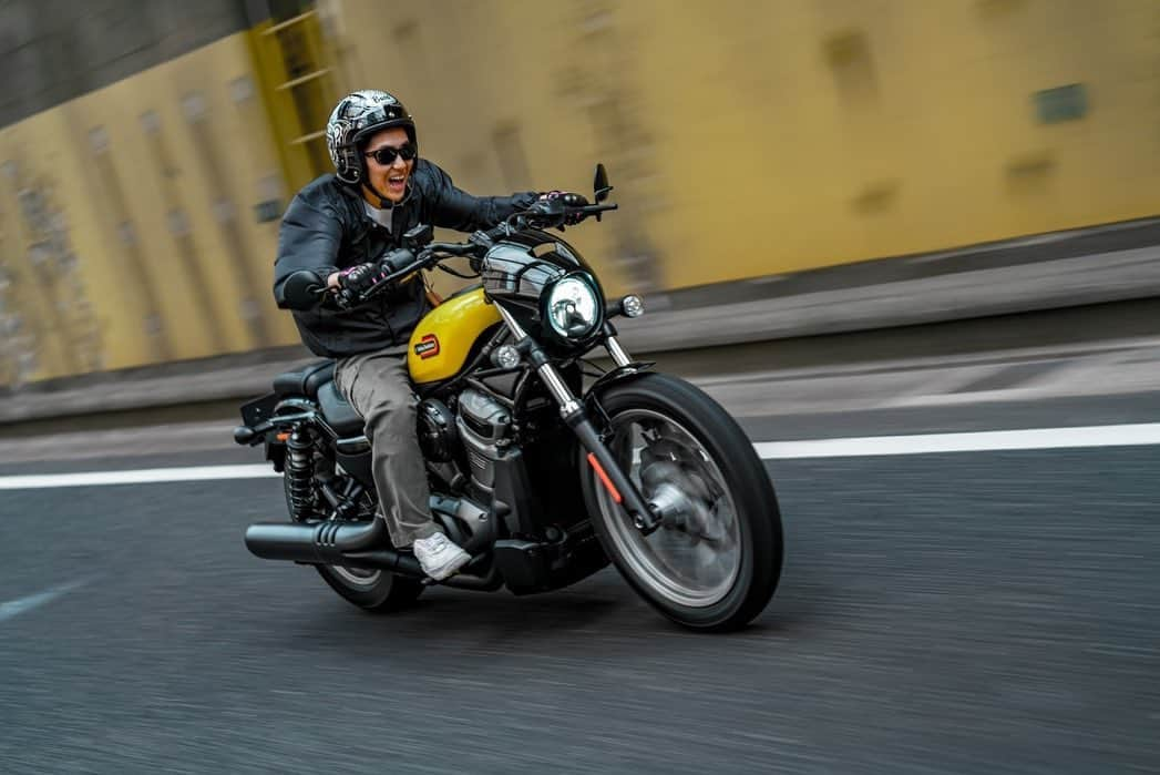 織戸学さんのインスタグラム写真 - (織戸学Instagram)「Harley-Davidson night star  初めて娘との プチtouring  俺が緊張したわ  帰る頃にはかなり慣れて来てる  大型免許取得後 初の公道ride  かなり楽しいひとときです。  やはり バイクも最高だなー。  Harley-Davidson night star  重心がかなりひくくて楽ちんなriding  #harrystyles  #harry   #maxorido  Harley-Davidson  @harleydavidsonjapan   @maaya_orido_559」4月21日 20時42分 - maxorido