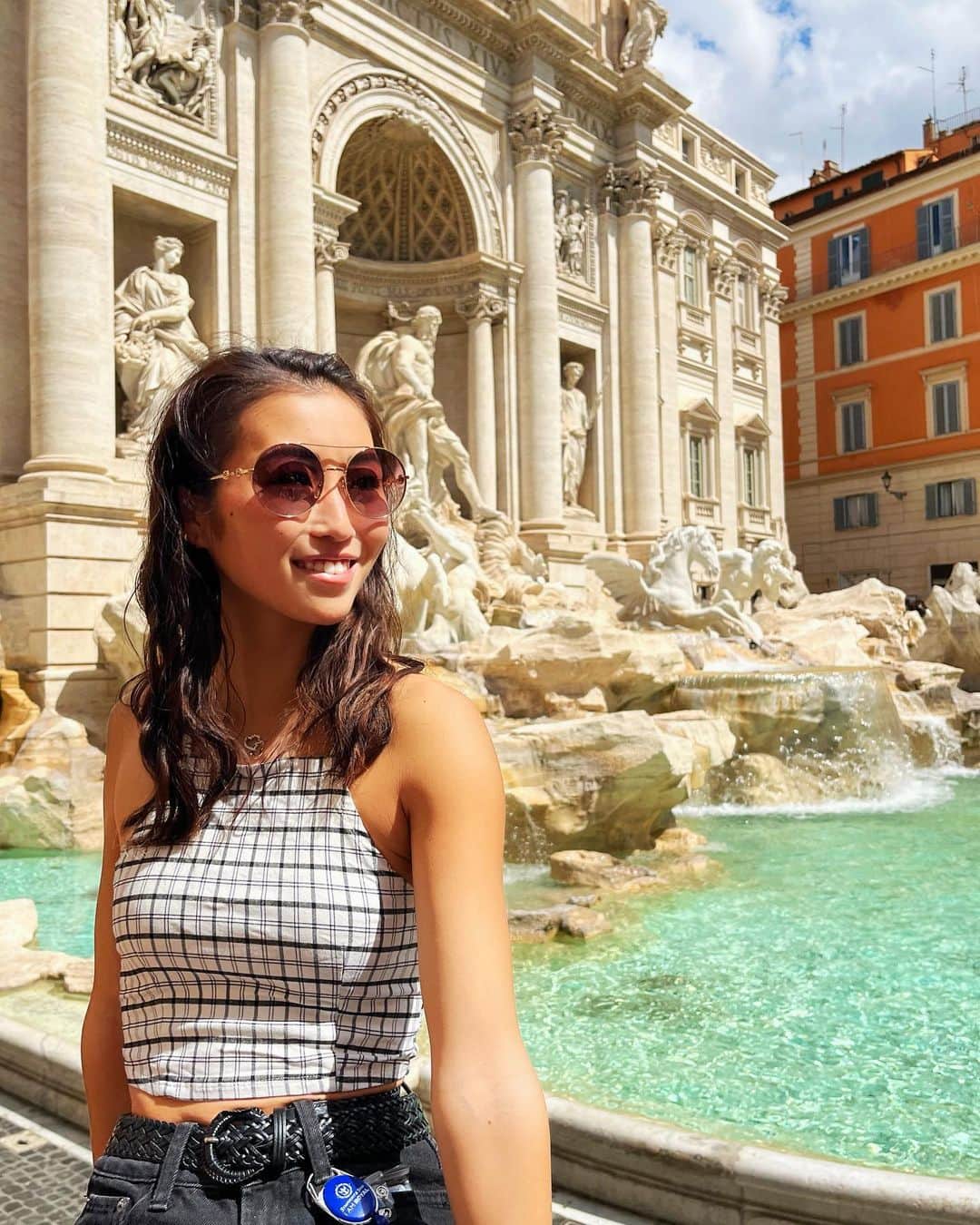 小野真琳のインスタグラム：「Checking places off my bucket list ⛲️  #trevifountain #トレビの泉」