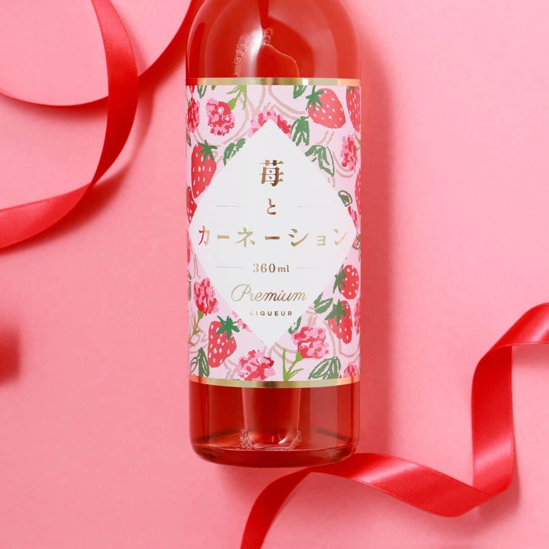 KURAND@日本酒飲み放題さんのインスタグラム写真 - (KURAND@日本酒飲み放題Instagram)「苺とカーネーション  いちごの甘酸っぱさに カーネーションの香りが美しく調和。  花香る新感覚のストロベリーリキュール🍓  お酒のオンラインストア「クランド」 プロフィールページのリンクからぜひ！  ---------------------------- 新しいお酒との出会いがたくさん！ 他のお酒や企画はプロフィールのURLから →@kurand_info ----------------------------  お酒にまつわる情報を発信中。 フォローやいいねお待ちしています🥂  #酒ガチャ #クランド #お酒好きな人と繋がりたい #果実酒 #リキュール #🍓 #いちご #ストロベリー #カーネーション #カクテル #お酒大好き #お酒好き」4月21日 21時02分 - kurand_info