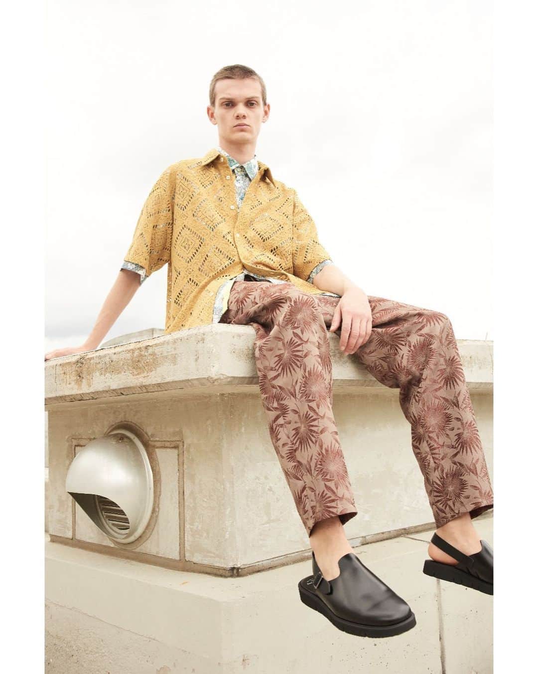 LOVELESS/GUILD PRIME 公式アカウントのインスタグラム：「『 LOVELESS 』  LOVELESS 2023 SUMMER MEN&WOMEN  Shirt(lace) / LOVELESS ￥28,600 (61M-88-145-64) Shirt(pattern) / LOVELESS ￥26,400 (61M-92-143-02) Pants / LOVELESS ￥22,000 (61R-57-131-43) Shoes / foot the coacher ￥31,900 (634-59-752-09)  プロフィールURL内「FEATURE」でLOOKをご覧いただけます。  Photo_  @keita.goto ( W ) Styling_ @makikimura1226  Hair_ #shingoshibata （eight peace）  Make-up_ @makeup.yukotanakamaru （eight peace）  Model_ @valentinbouman (west management), @marie.koehn (BRAVO)」