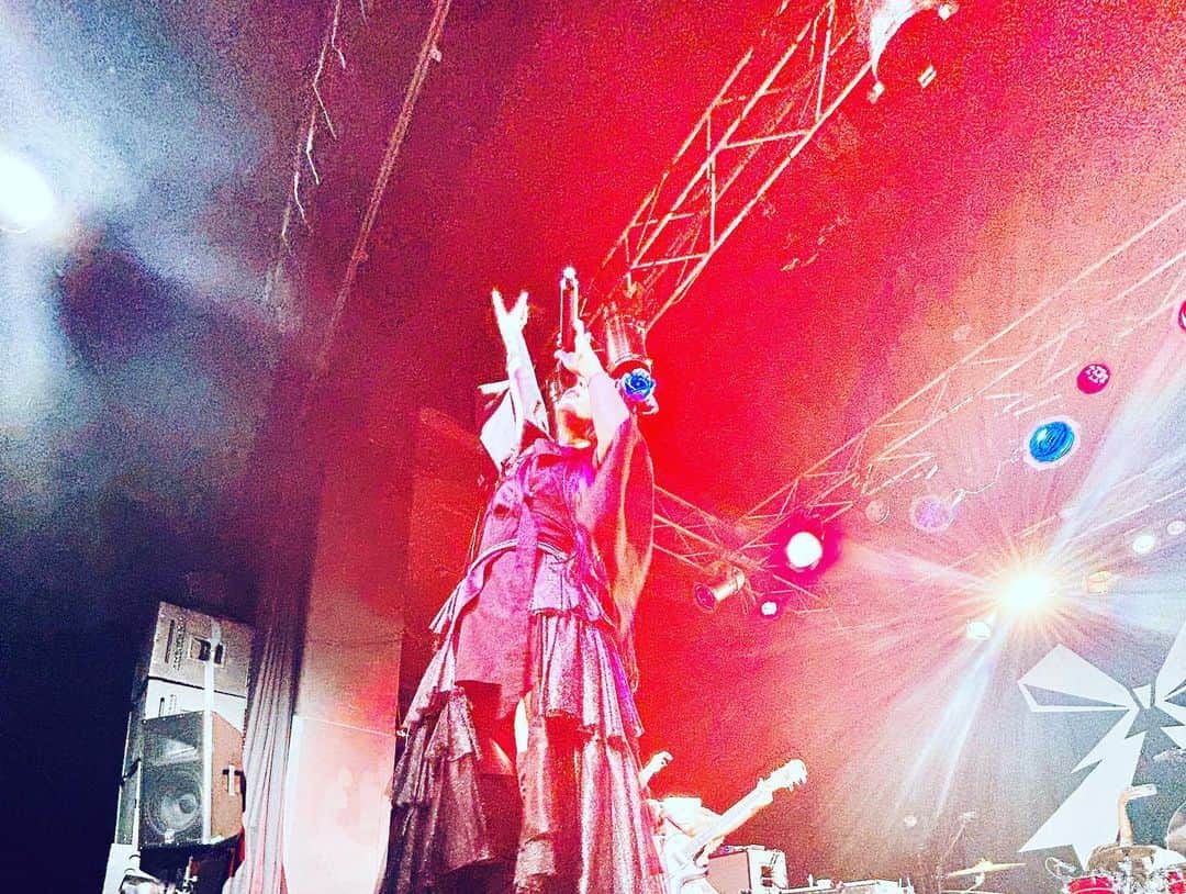 BAND-MAIDさんのインスタグラム写真 - (BAND-MAIDInstagram)「[BAND-MAID 10TH ANNIV. TOUR] day4  KOBE Thank you all for coming today! Please tweet your feedback with #bandmaid The next show is on April 22 in Kyoto. #bandmaid #神戸」4月21日 21時27分 - bandmaid.jp