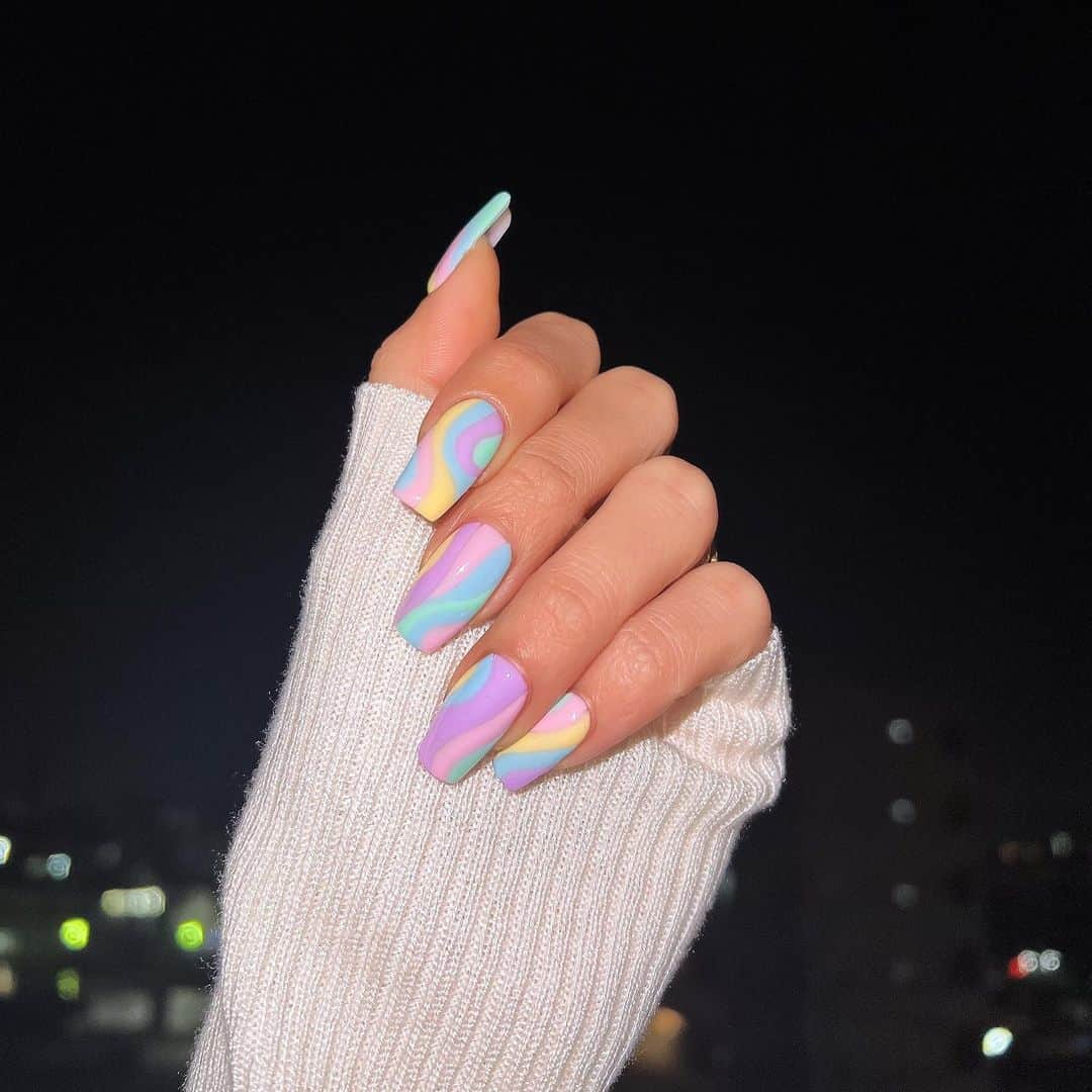 ゆん（並木優奈）さんのインスタグラム写真 - (ゆん（並木優奈）Instagram)「newnails🦄💓  @lapis_aoi さんに 可愛くしてもらった♡  次もこのカラーやりたい💜  #newnails」4月21日 21時37分 - yunaaaaa.x