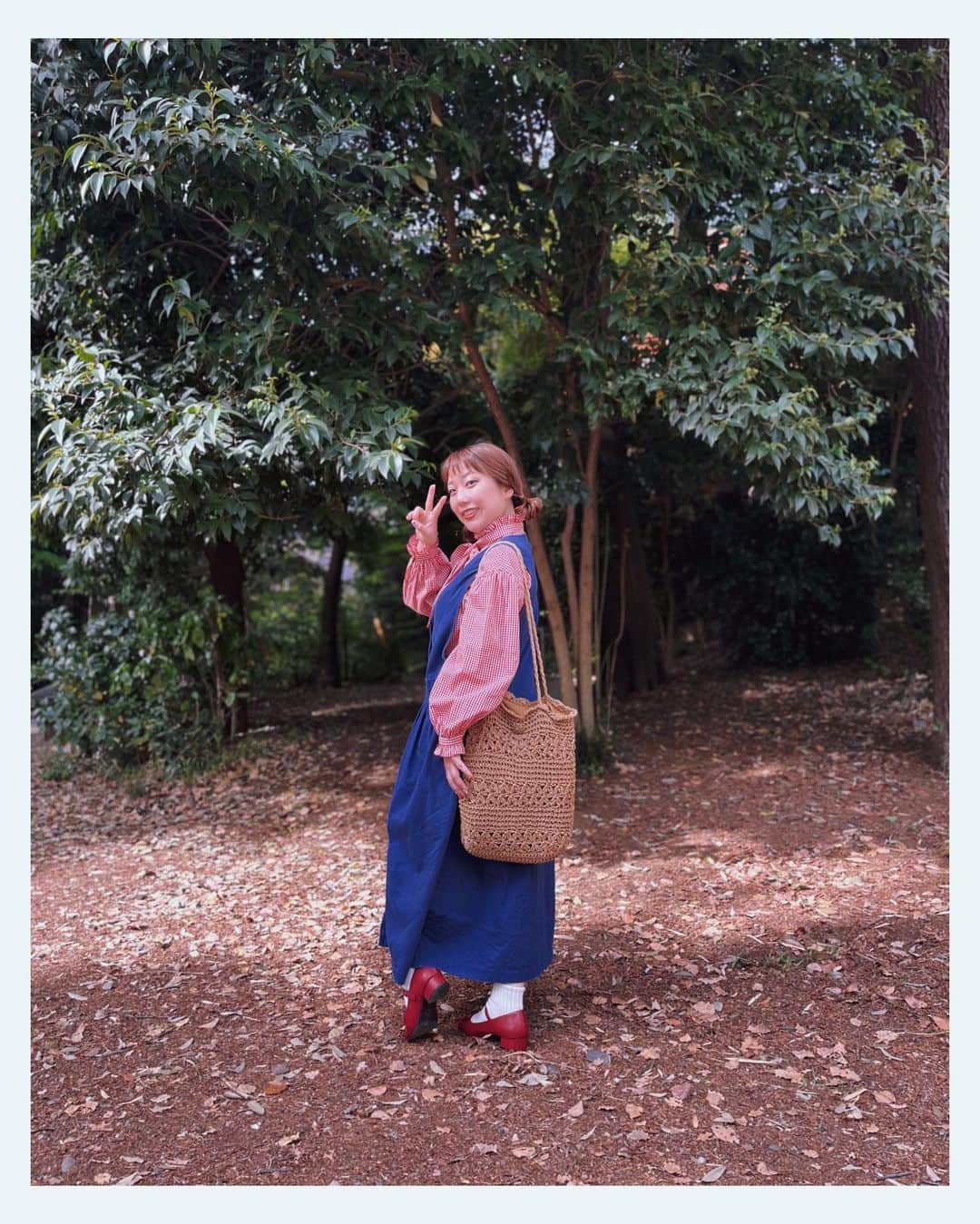 のインスタグラム：「最近買ったブラウスを着てみたよ。ギンガムチェック大好きなんだよね。  #ギンガムチェック #今日の服  #milk #ananotherangelus  #ootd」