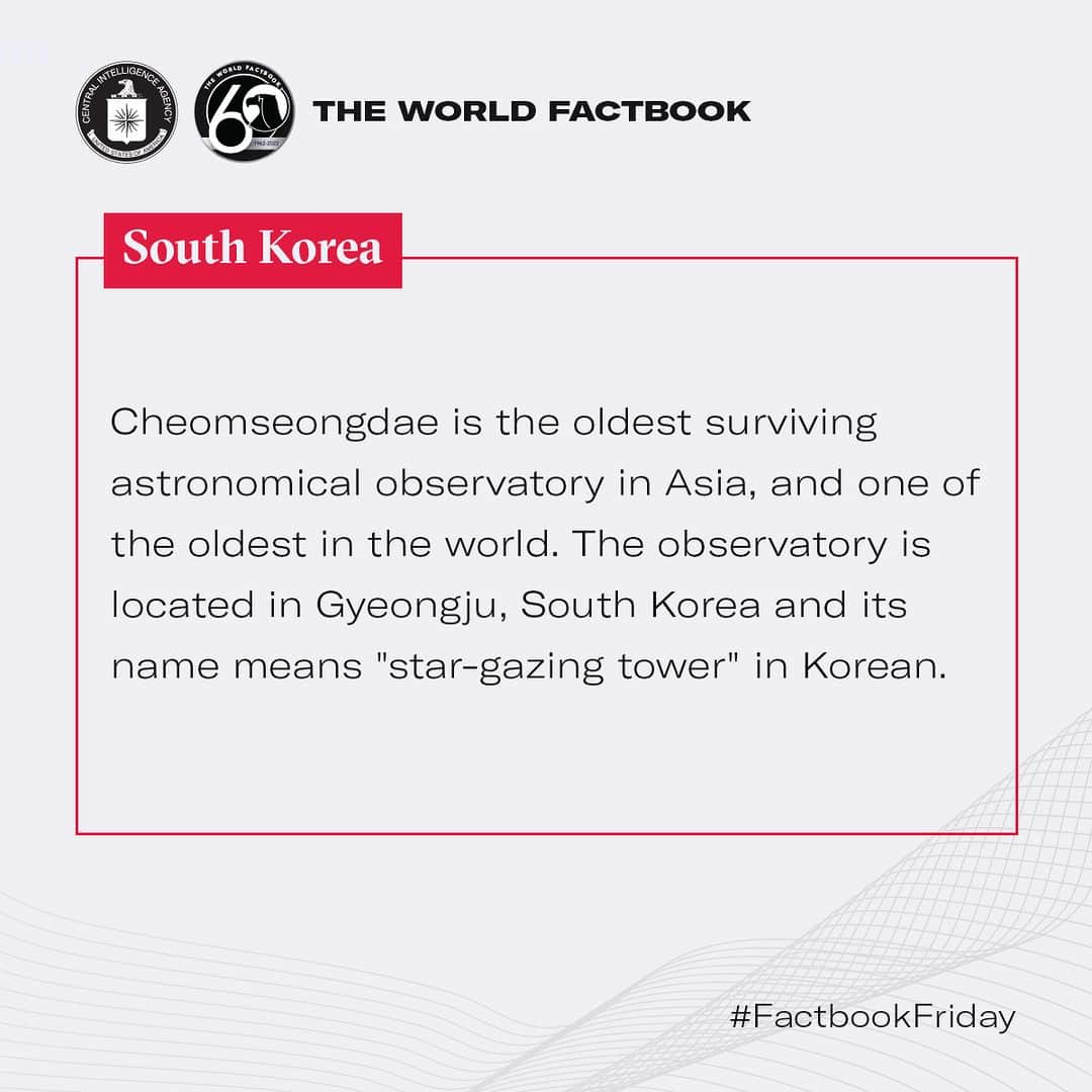 CIAさんのインスタグラム写真 - (CIAInstagram)「#FactbookFriday turns its eyes to the skies this week, highlighting Cheomseongdae, the oldest surviving astronomical observatory in Asia, located in Gyeongju, South Korea.  #SouthKorea #Observatory #Astronomy」4月21日 22時14分 - cia