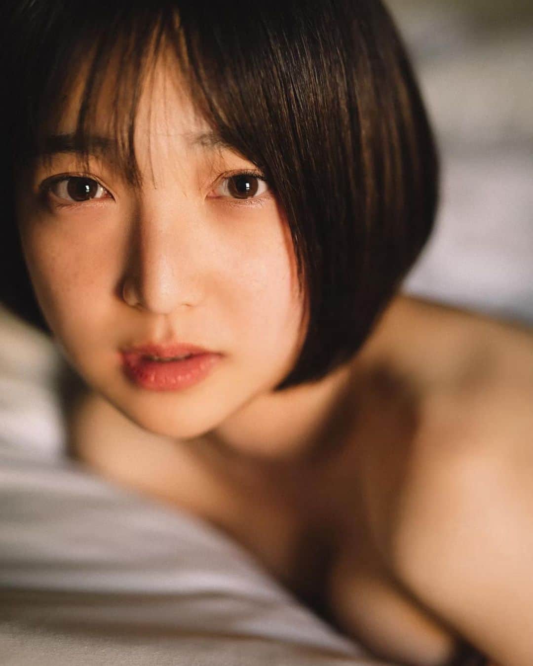 のインスタグラム：「#japanesegirl #japan_portrait #tokyocameraclub #東京カメラ部 #人像攝影 #人像 #人像摄影 #彼女感 #黒髪ボブ #黒髪女子 #ショートヘア女子 #ボブ #サロモ #あの日の心を映して #mv #役者 #ファインダー越しの私の世界 #japanesemodel #彼女感 #あざとい系女子 #good_portraits_world #映像クリエイター #映像クリエイターと繋がりたい #as_archive #world_photography_page #ポトレの世界 #ポトレ女子 #kawaii #kawaiigirl #透明感女子」