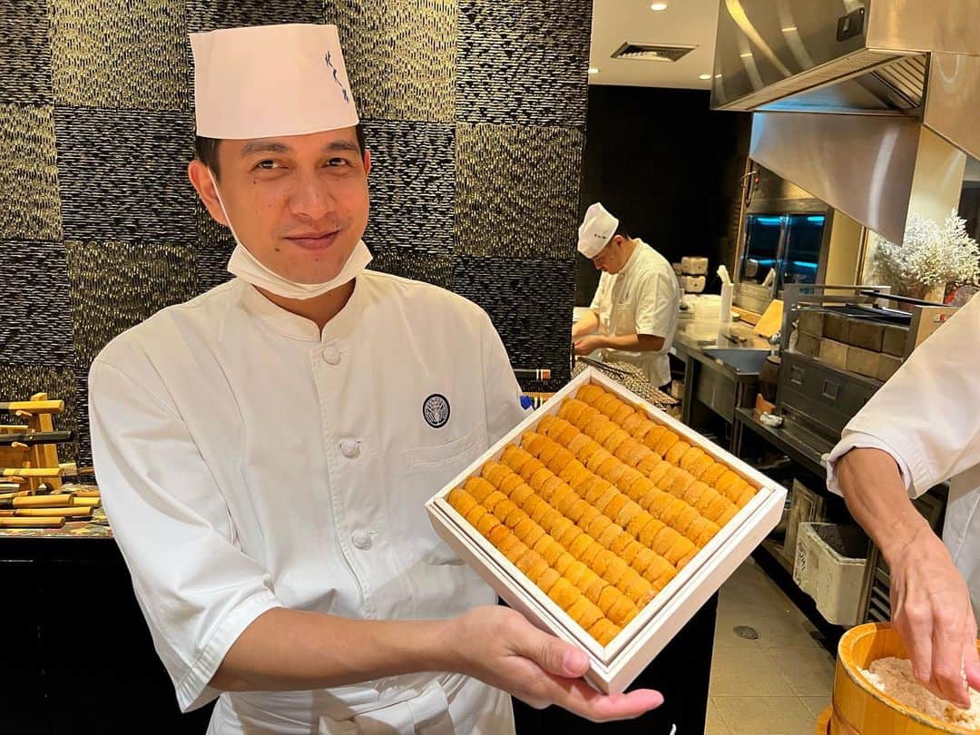 寿司居酒屋 番屋のインスタグラム：「#sushi  #foodpic  #instafood #creativeitamae #ginza  #photooftheday #kappou #kitaohji #KitaohjiGinzaThailand #omakase #foodstagram #love             #割烹 #yummy #gourmetfood   #東京グルメ #shefstalk #instatokyo #instagood #instapic  #bangkoksushi  #料理好き」