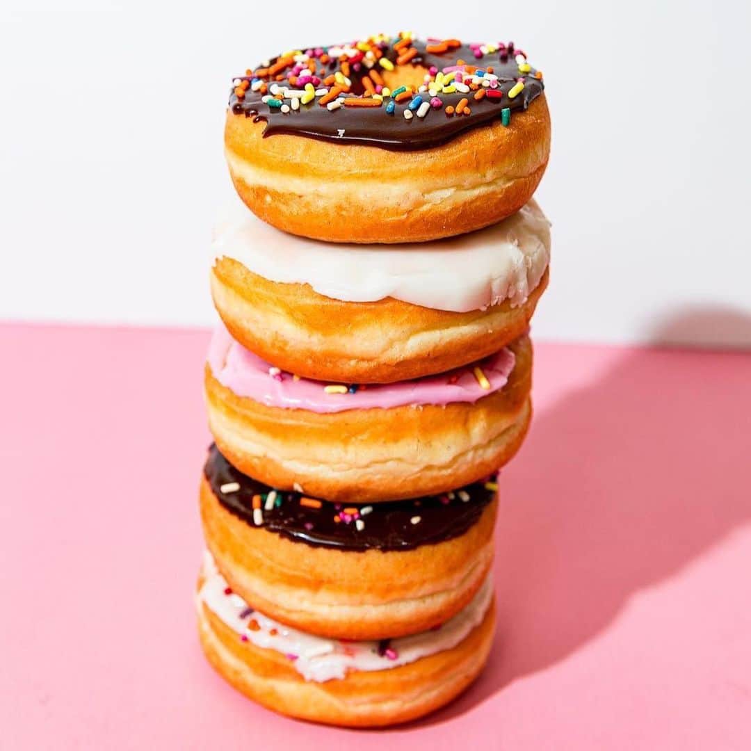 ダンキンドーナツさんのインスタグラム写真 - (ダンキンドーナツInstagram)「we dare you to photograph our donuts better 🤔」4月21日 22時47分 - dunkin
