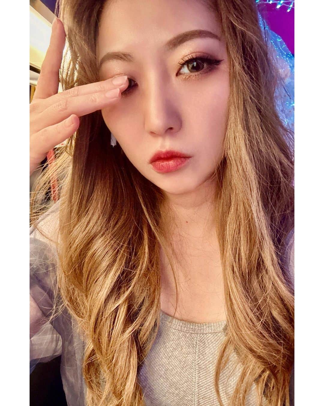 葉月樹里さんのインスタグラム写真 - (葉月樹里Instagram)「暗めロング再び〜  . . .  #葉月樹里 #soiréeine #ソワレーヌ」4月21日 22時53分 - hazukijuri