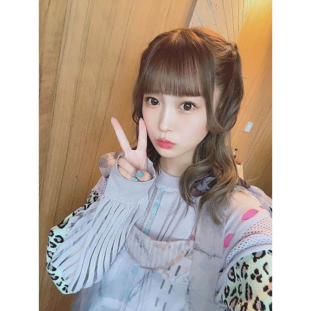 中川美優のインスタグラム：「#トップ目とれるカナ？の収録でした☺️収録のために髪の毛染めたんだ〜」