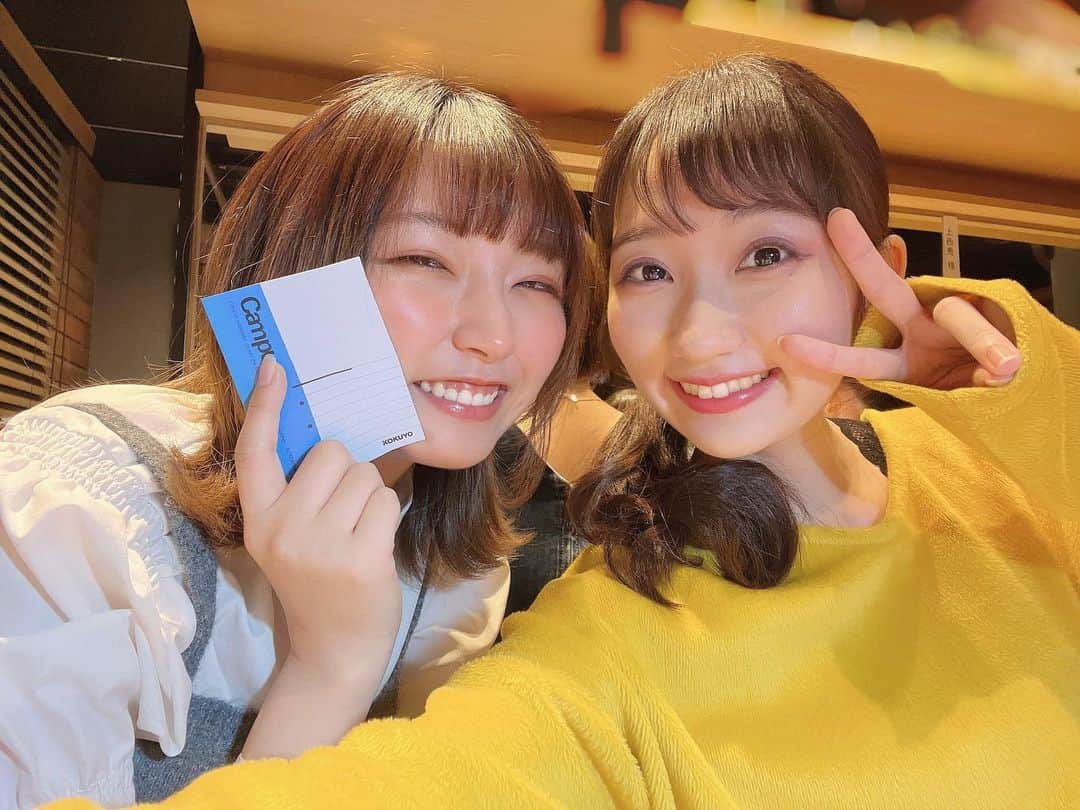 若松愛里さんのインスタグラム写真 - (若松愛里Instagram)「『虚しさだけがいつも傍にある』 3日目！Teamスプーン2公演目ありがとうございました✨🥄  グググっと集中して見てくださる方が今日は多くて、舞台の毎回違うライブ感は板上はもちろんですが、客席の雰囲気もありますね😳✨  もう折り返しととても早いですが 残り2公演もお待ちしてます☺️  4/22(土)18:00 4/23(日)12:00 📍浅草九劇 🕒130分予定  どちらもまだお席ご用意できます！ 特典付きのお席追加してくれた方もありがとうございます💓 チェキかきかきしますねー！  #舞台 #劇団皇帝ケチャップ #むなそば #浅草 #浅草九劇 #ありがとう #ありがとうございました #妄想 #復讐 #劇 #若松愛里」4月21日 23時36分 - wakamatsuairi_official