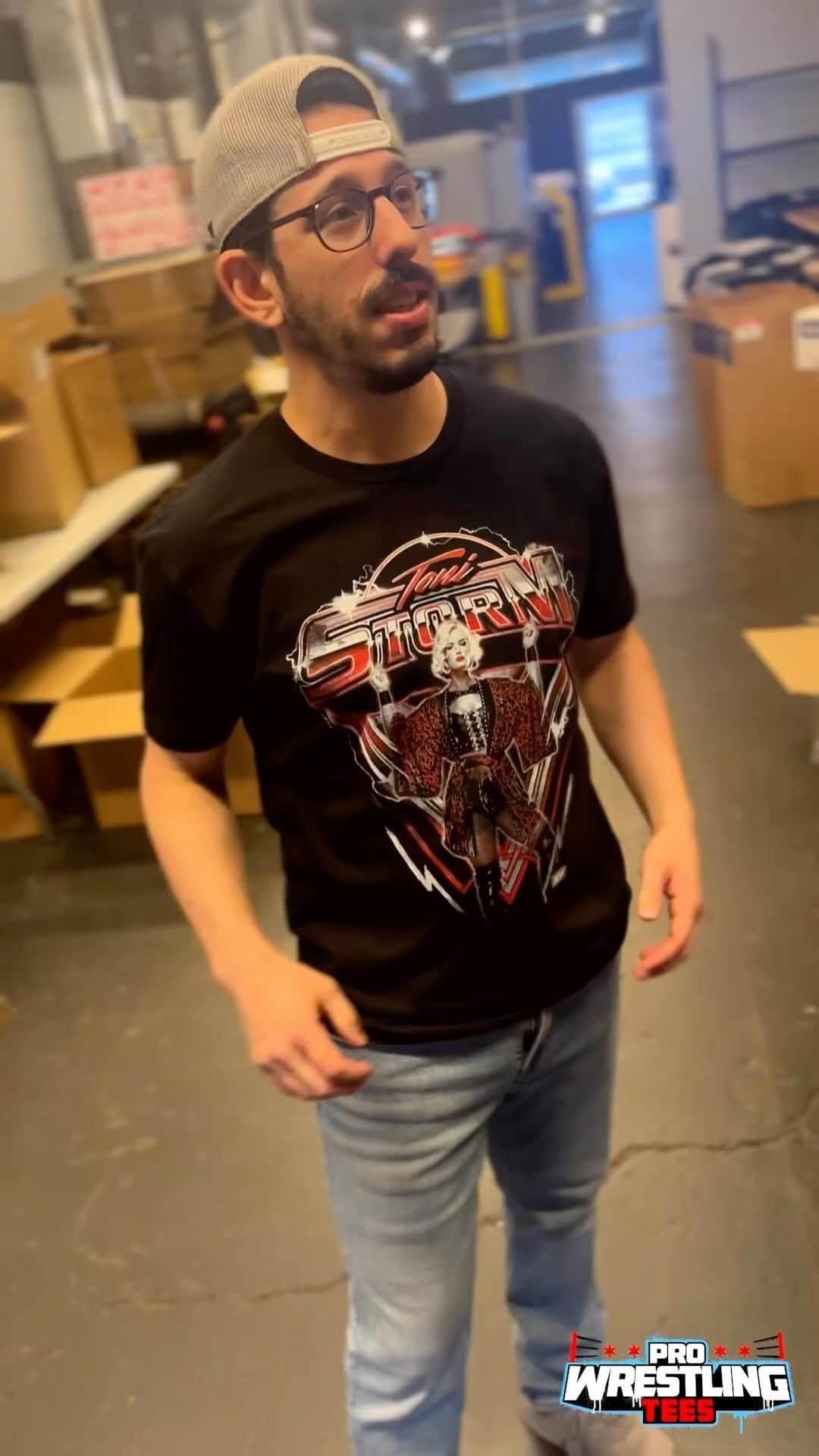 トニー・ストームのインスタグラム：「A Bad Storm Ahead! Check out this new Toni Storm Shirt. Available Now on PWTees and @shopaew. Order it today-pwtees.co/3osJzRL #tonistorm #shopaew #prowrestlingtees #pwt #allelitewrestling @tonistorm_ @aew @shopaew」