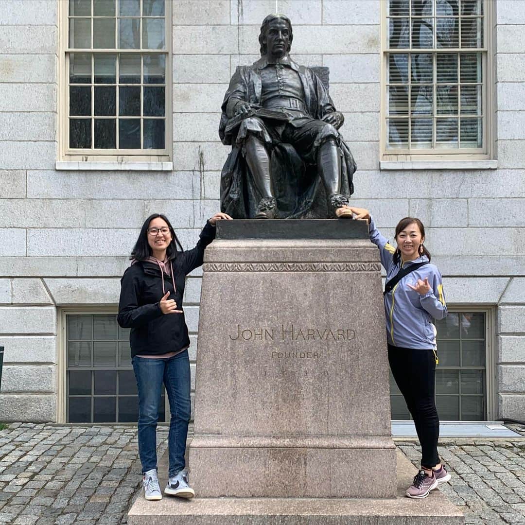 飯島寛子さんのインスタグラム写真 - (飯島寛子Instagram)「ボストン到着したら、ボストン在住の敦子さんトモさんのサプライズのお出迎えがあって感激！ @Harvard大学など、観光案内して頂く。 #harvarduniversity #bostonmarathon  #母娘旅」4月22日 1時02分 - hirokoiijima