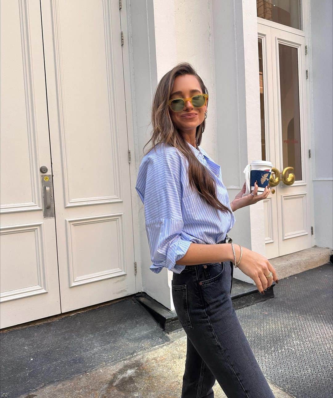 We Wore Whatのインスタグラム：「busy busy week at home 💼」