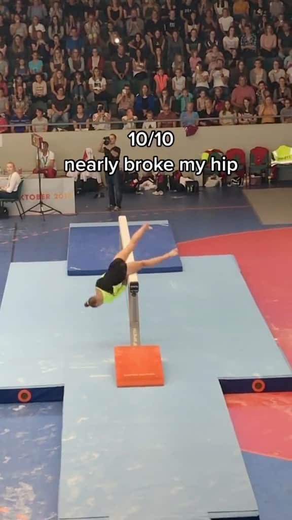 のインスタグラム：「Which one is your fav fail? 🥴 . . . #gymnastics#gymnasticsfailschallenge#gymnasticsfail#gymnast#turnen#turnfail#unevenbars#unevenbarsskills#unevenbarsfail#nationalteam#nationalteamaustria#teamaut」