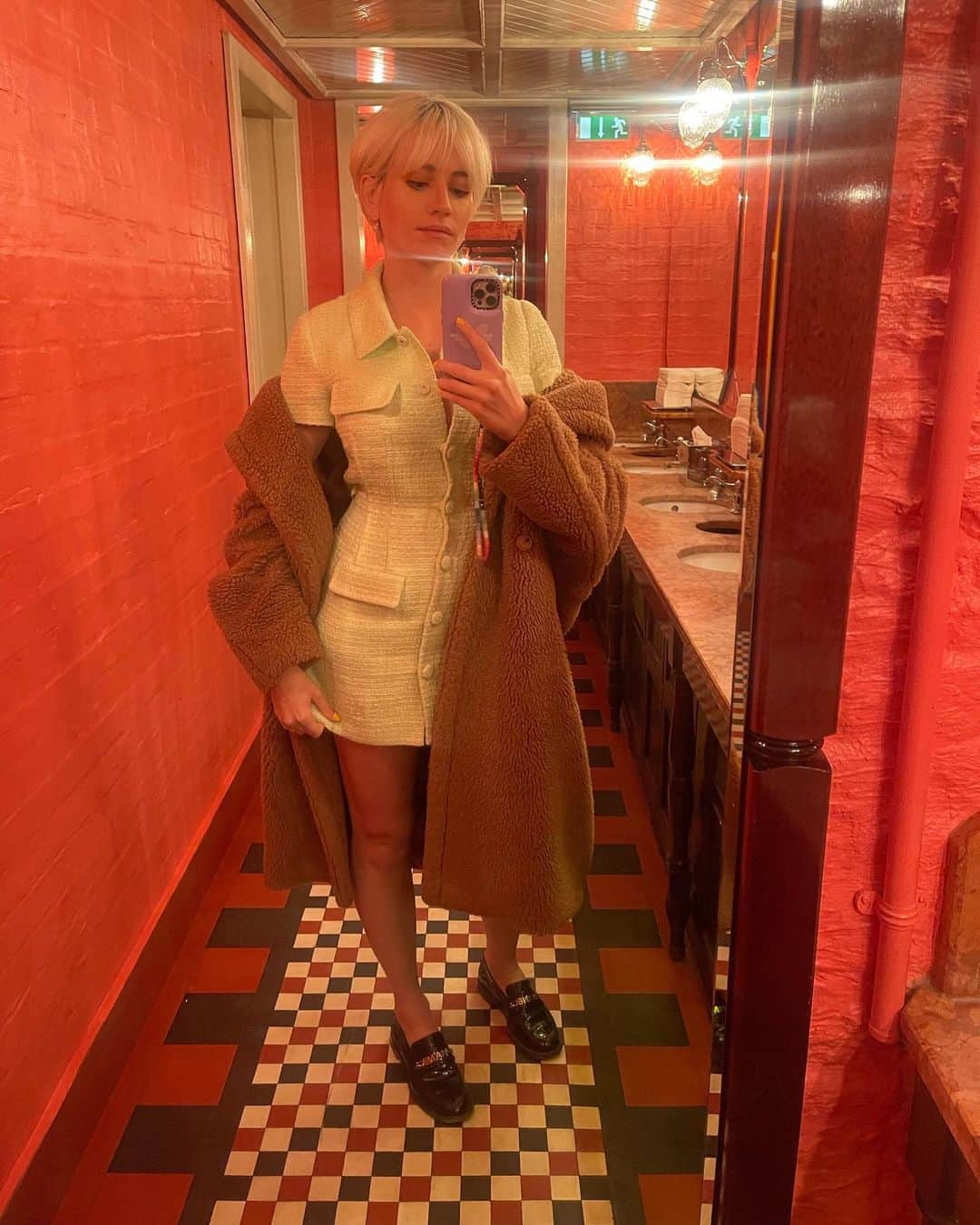ピクシー・ロットのインスタグラム：「🧚‍♀️」