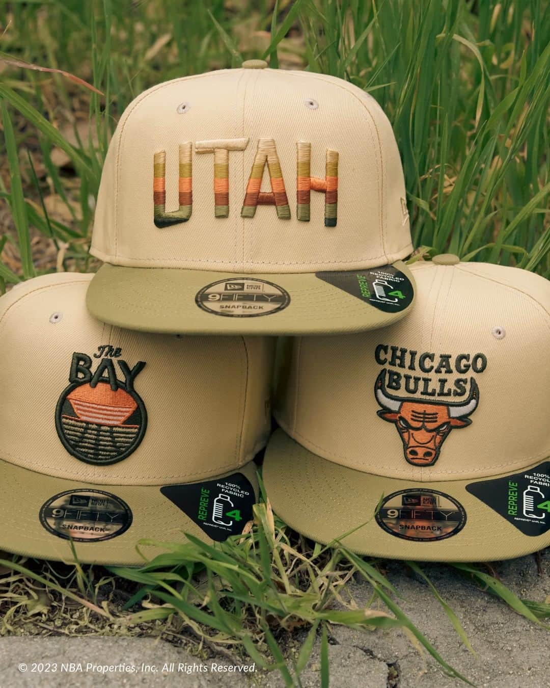 ニューエラ・キャップのインスタグラム：「Look good and feel good in The Green Collection. Created in partnership with REPREVE, these caps are made with recycled yarn spun from over 30 billion plastic bottles. Grab your favorite NBA team now!」