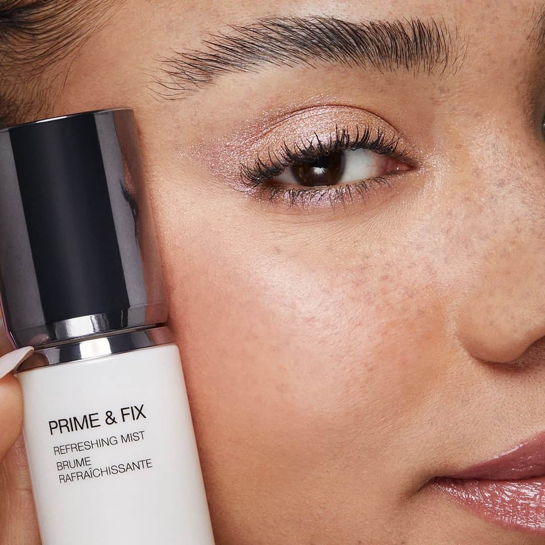 KIKO MILANOさんのインスタグラム写真 - (KIKO MILANOInstagram)「Start your beauty routine with the right skin prep! 🫧 Our Prime & Fix Refreshing Mist will be your best ally - it’s a face-refreshing primer that will hold your makeup and give a gentle radiance ✨⁣ ⁣ Prime & Fix Refreshing Mist - Instamoisture Foundation 8.5N - Full Coverage Dark Circles Concealer 07 - Velvet Touch Creamy Stick Blush 01 - Radiant Touch Creamy Stick Highlighter 102 - Micro Precision Eyebrow Pencil 05 - Eyebrow Designer Gel - Glitter Shower Eyeshadow 08 -  Maxi Mod Mascara - 3D Hydra Lipgloss 32 ⁣」4月22日 4時00分 - kikomilano