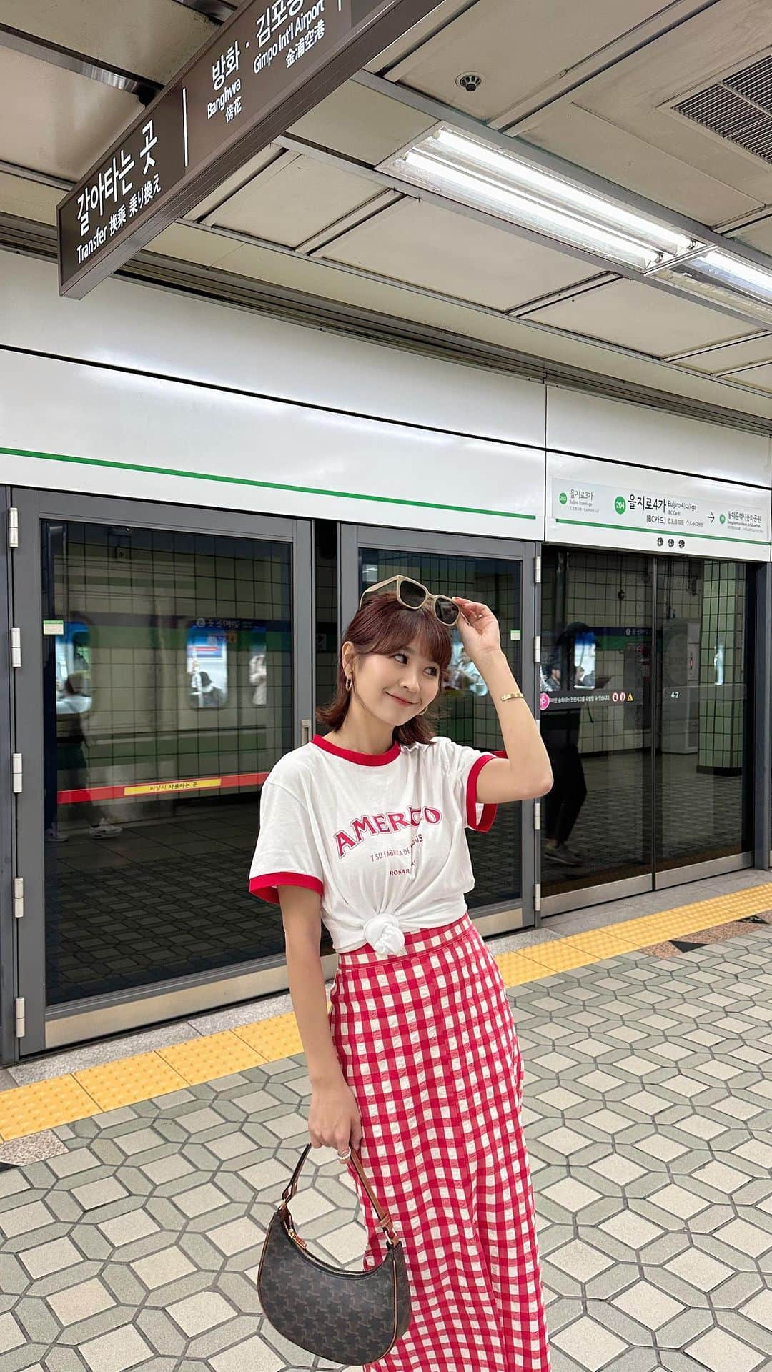 郭圈圈のインスタグラム：「前幾天在首爾的新品穿搭🥰 @marule.official  都還可以下單喔♥️ 🔗marumarulea.com」