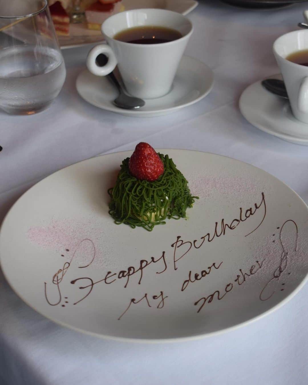 山﨑さおりのグルメインスタ