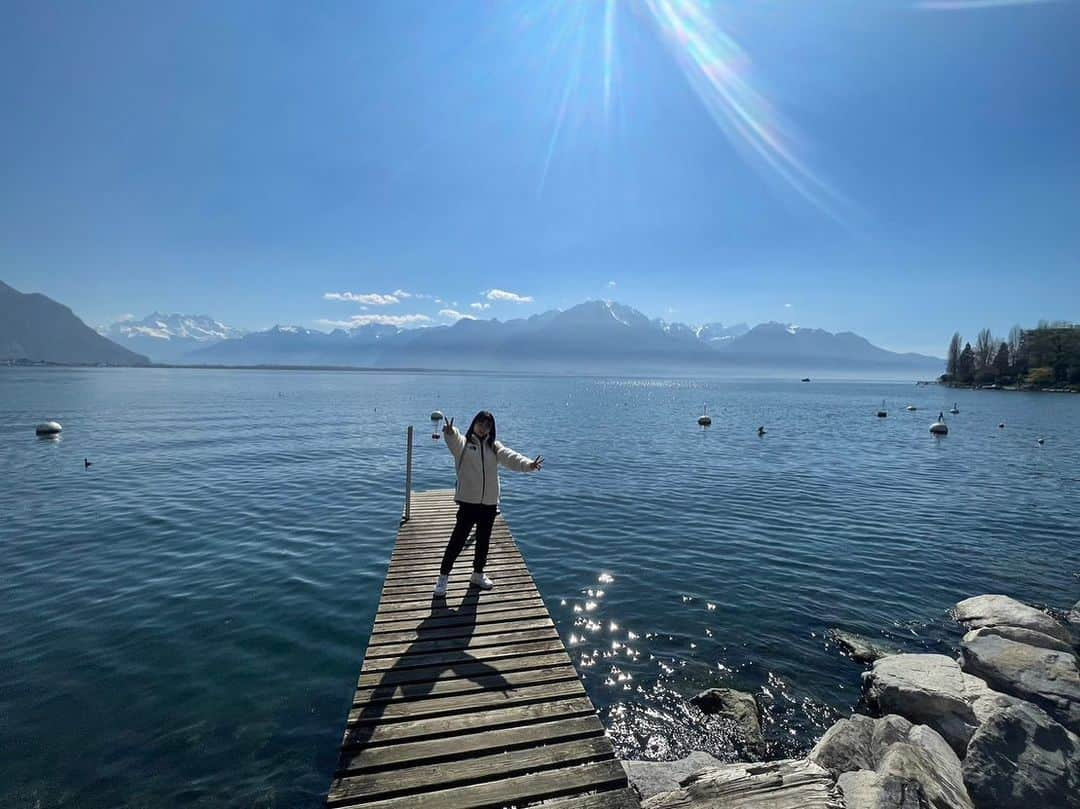 河辺愛菜さんのインスタグラム写真 - (河辺愛菜Instagram)「🇨🇭 どこ見てもめーっちゃ綺麗な景色だった〜‼︎ 楽しかったです‼︎☺︎」4月22日 14時45分 - mana.kawabe