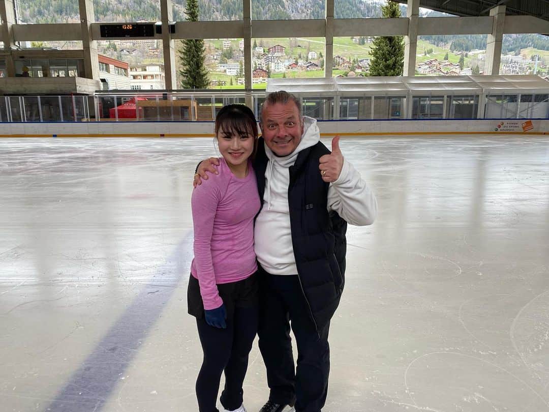 河辺愛菜さんのインスタグラム写真 - (河辺愛菜Instagram)「🇨🇭 どこ見てもめーっちゃ綺麗な景色だった〜‼︎ 楽しかったです‼︎☺︎」4月22日 14時45分 - mana.kawabe