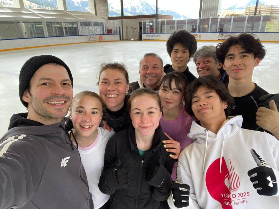 河辺愛菜のインスタグラム：「🇨🇭 どこ見てもめーっちゃ綺麗な景色だった〜‼︎ 楽しかったです‼︎☺︎」