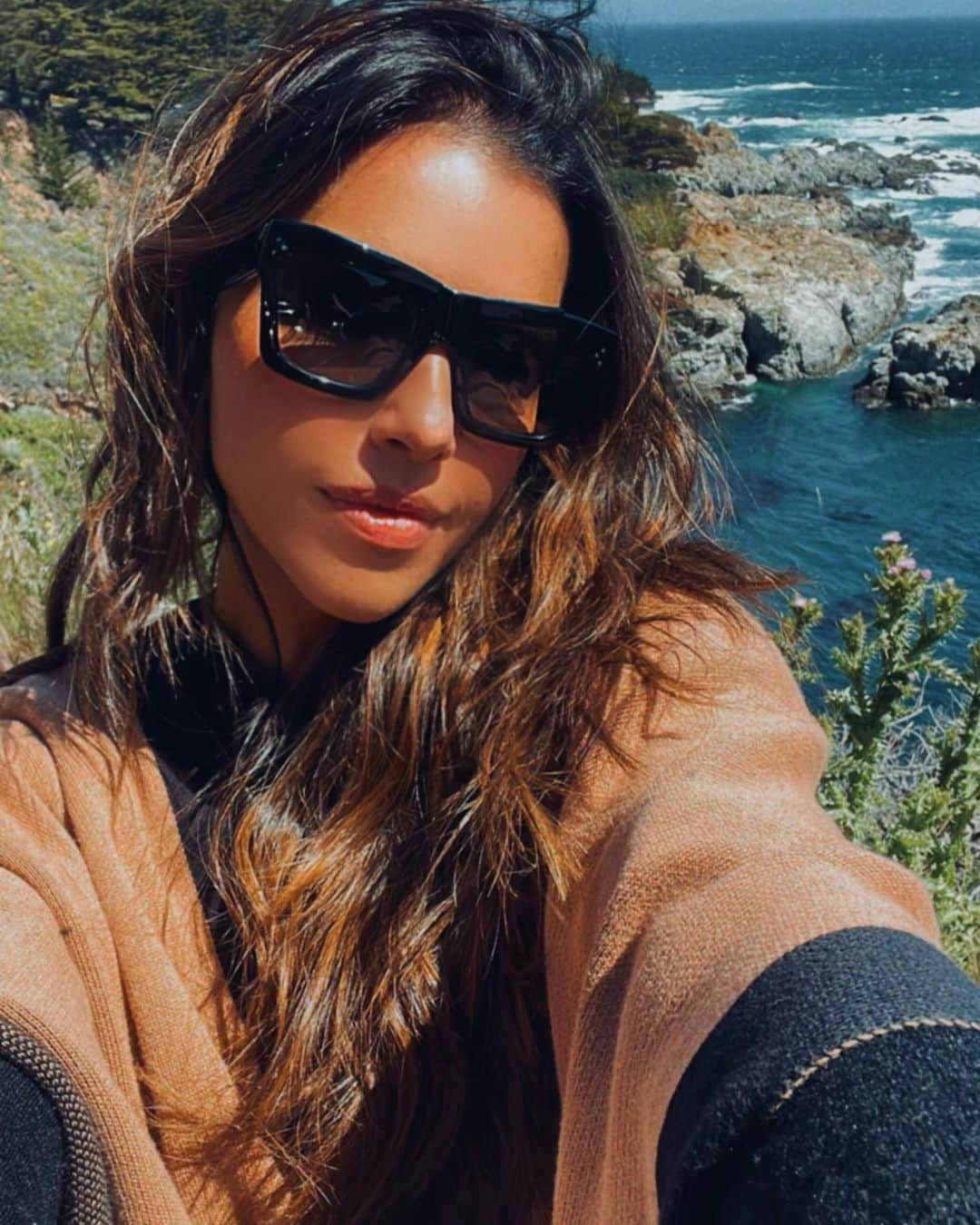 Mariana Riosのインスタグラム：「Into the Wild 🍃❤️」